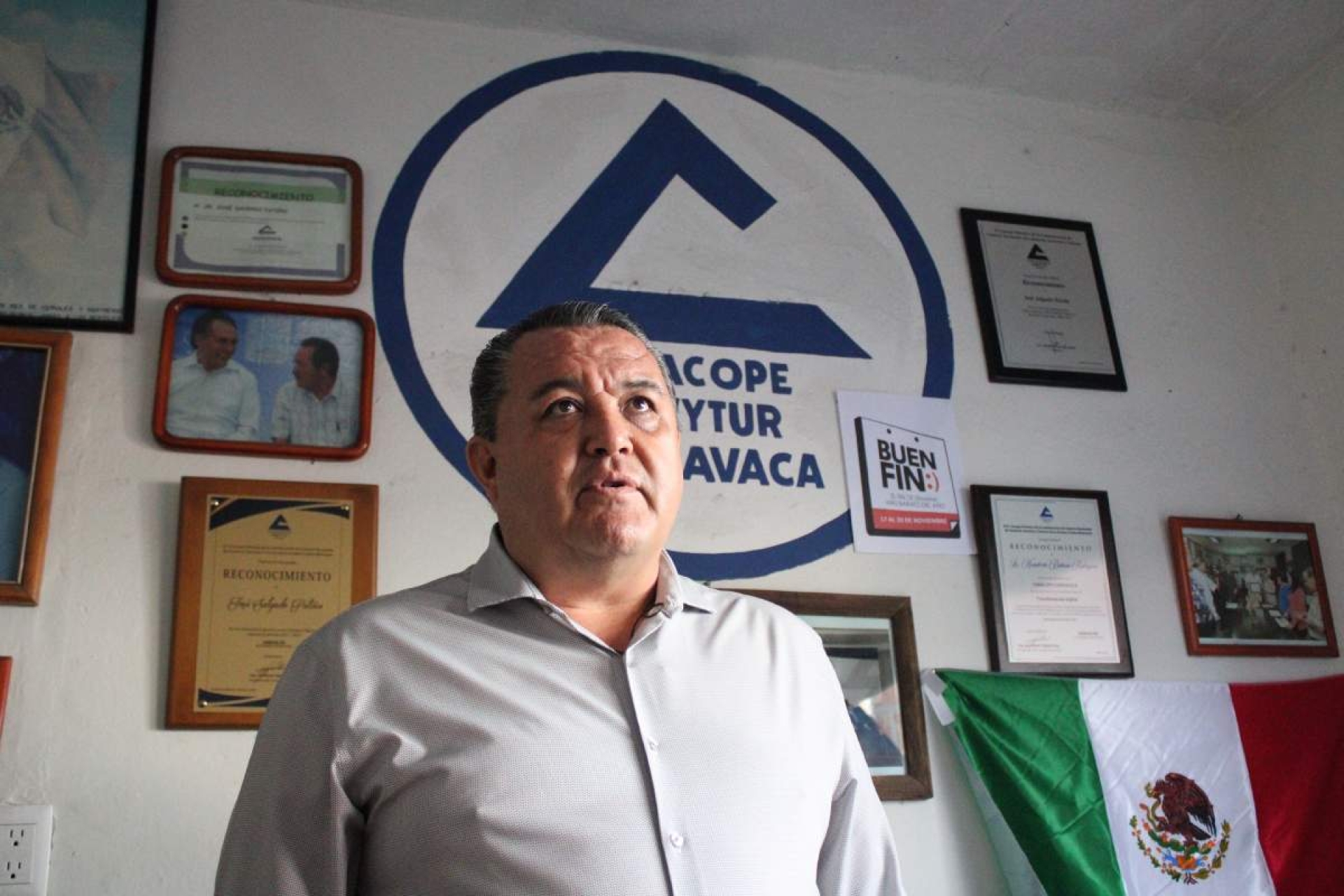 Golpean asaltos a comercios