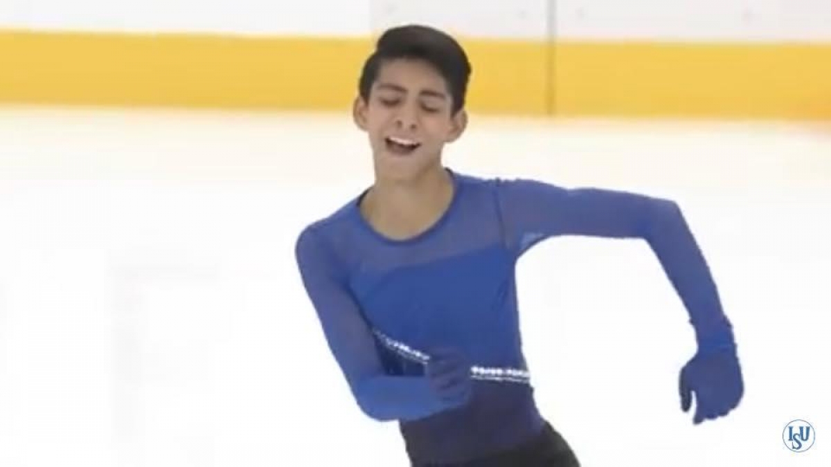 Patinador mexicano conquista a los jueces con música de Juan Gabriel