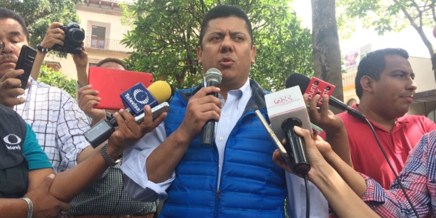 Ofrecen apoyo a taxistas que se sientan defraudados