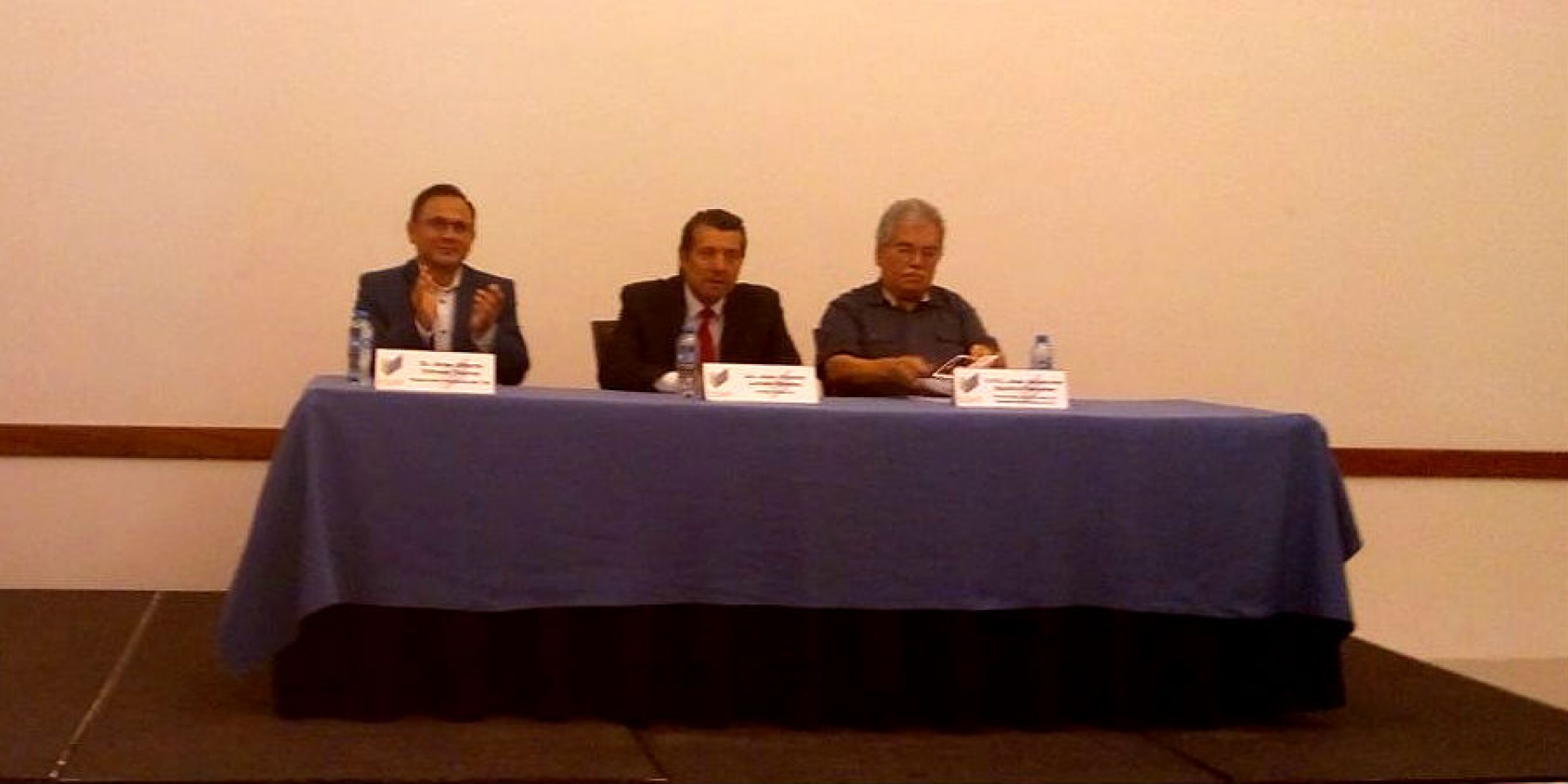 Realizan presentación del libro 'El proceso de entrega-recepción en el Estado de Morelos'