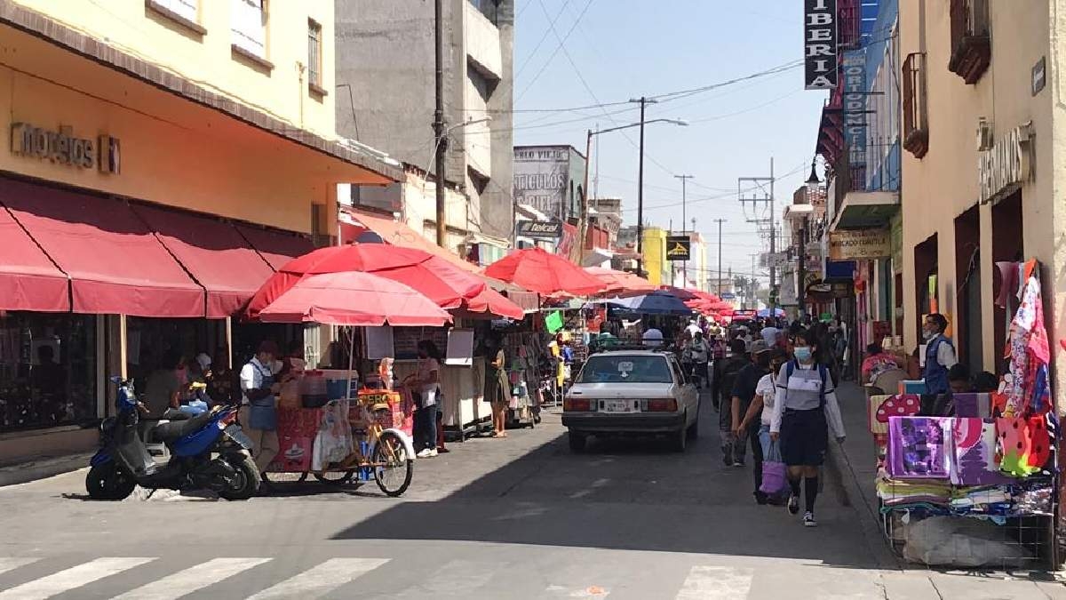 Con consentimiento del gobierno local, inicia invasión de la vía pública de Cuautla