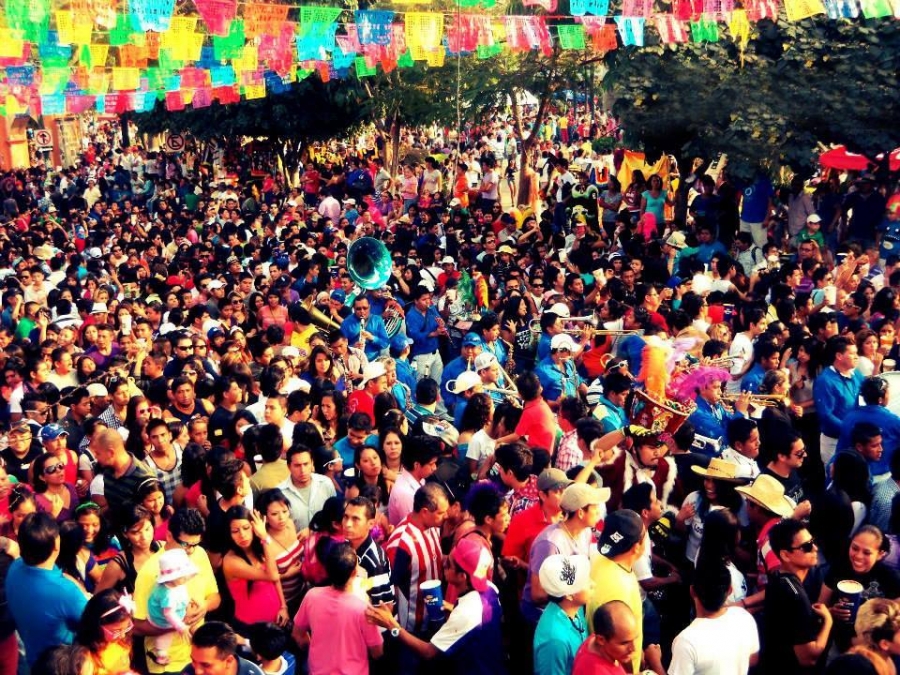 Llaman a prohibir venta de bebidas alcohólicas a menores en los carnavales