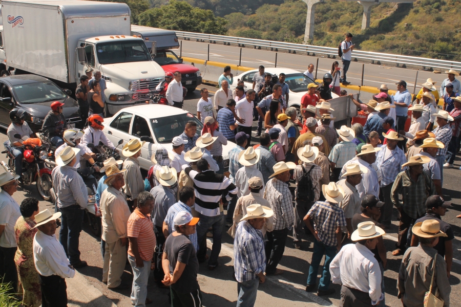 Pasividad oficial ante bloqueos