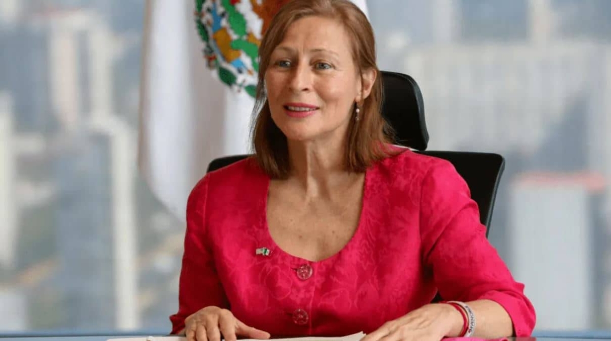 Tatiana Clouthier da positivo a COVID-19