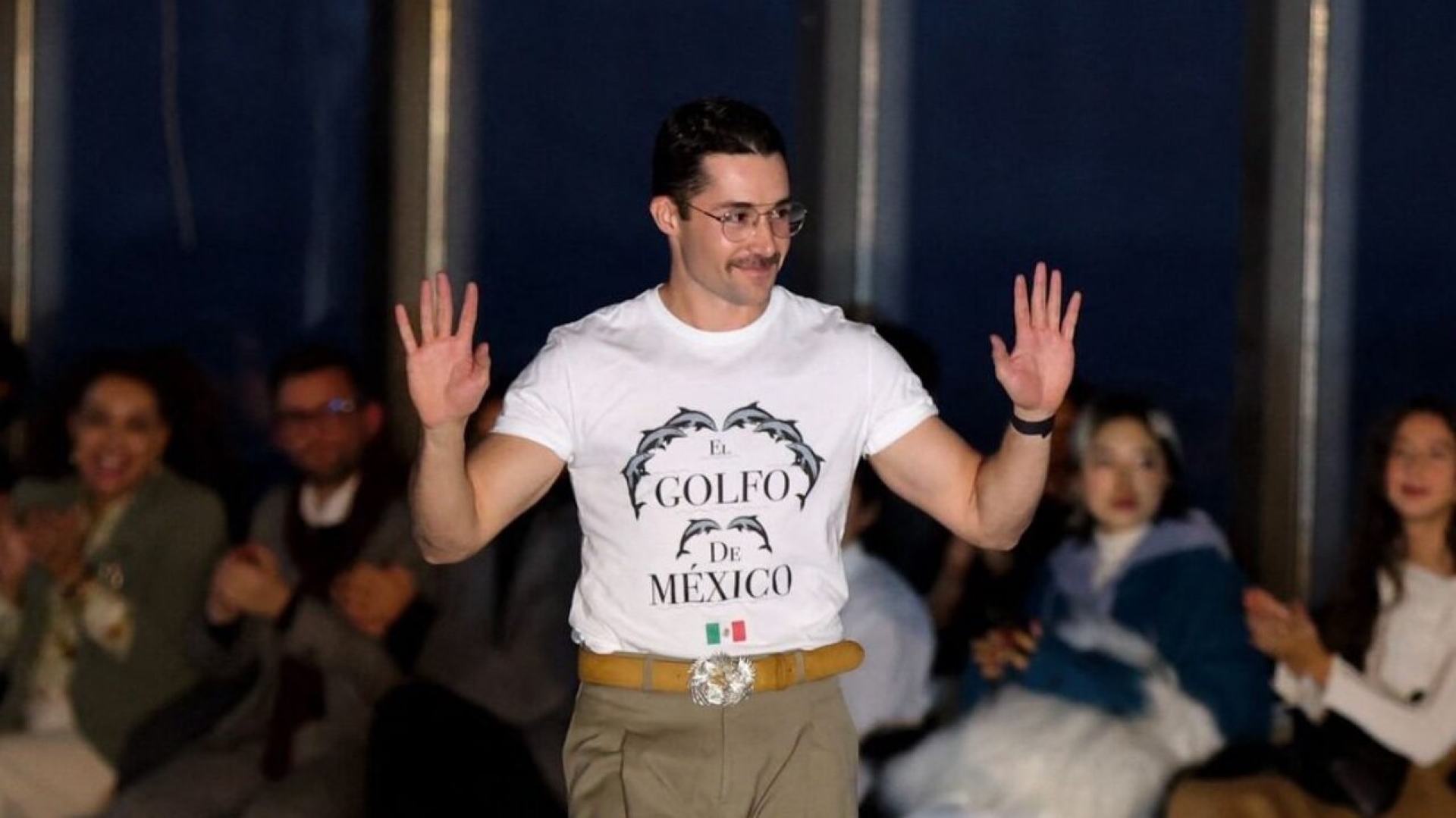 Patricio Campillo presenta la camiseta "El Golfo de México" en la Semana de la Moda de Nueva York