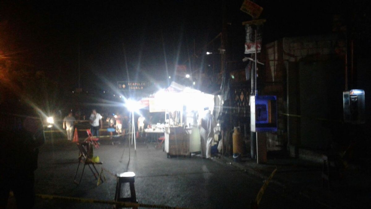 Un taquero fue acribillado en Temixco