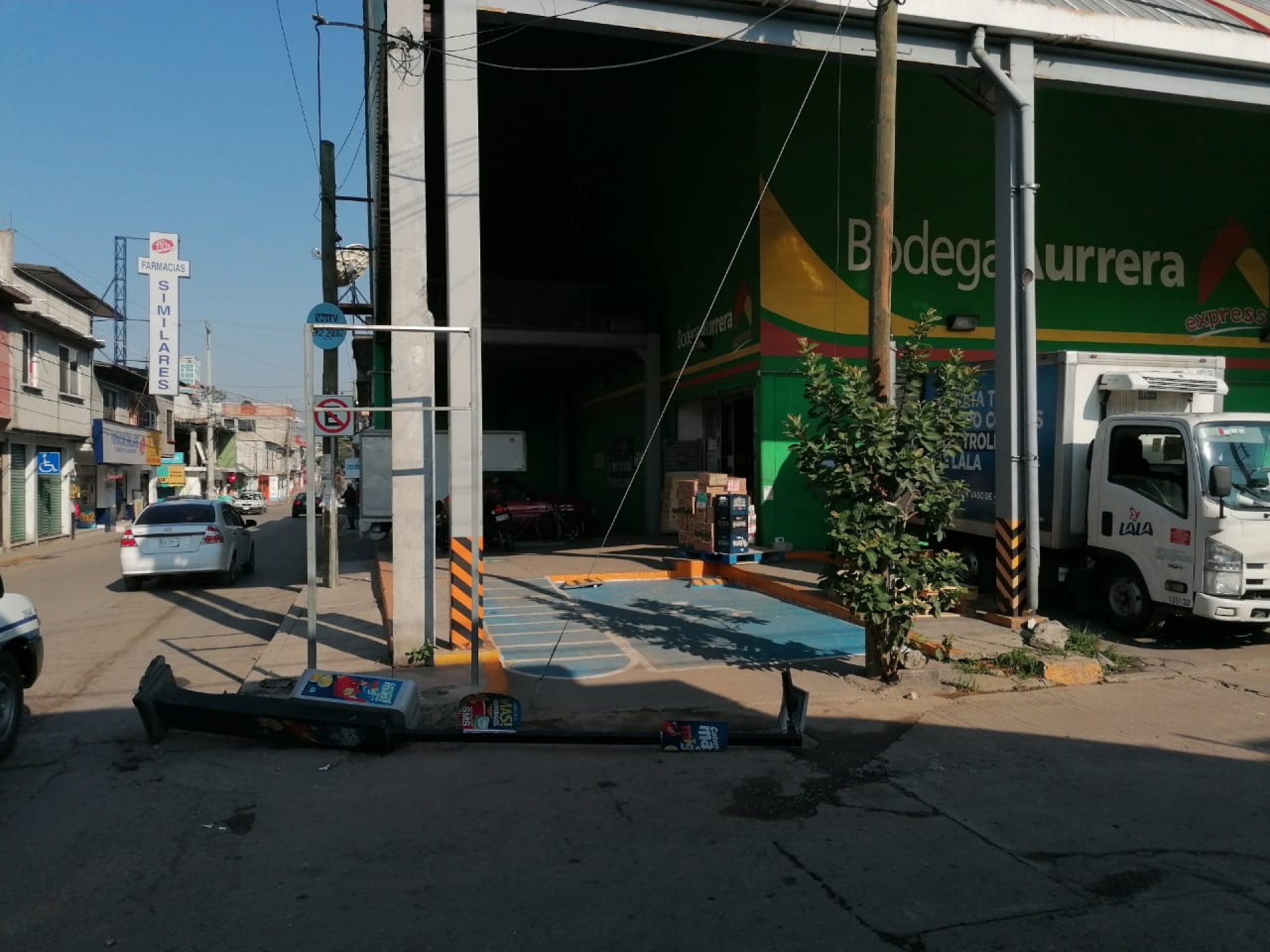 Derriban caseta telefónica en la colonia Morelos, en Jiutepec