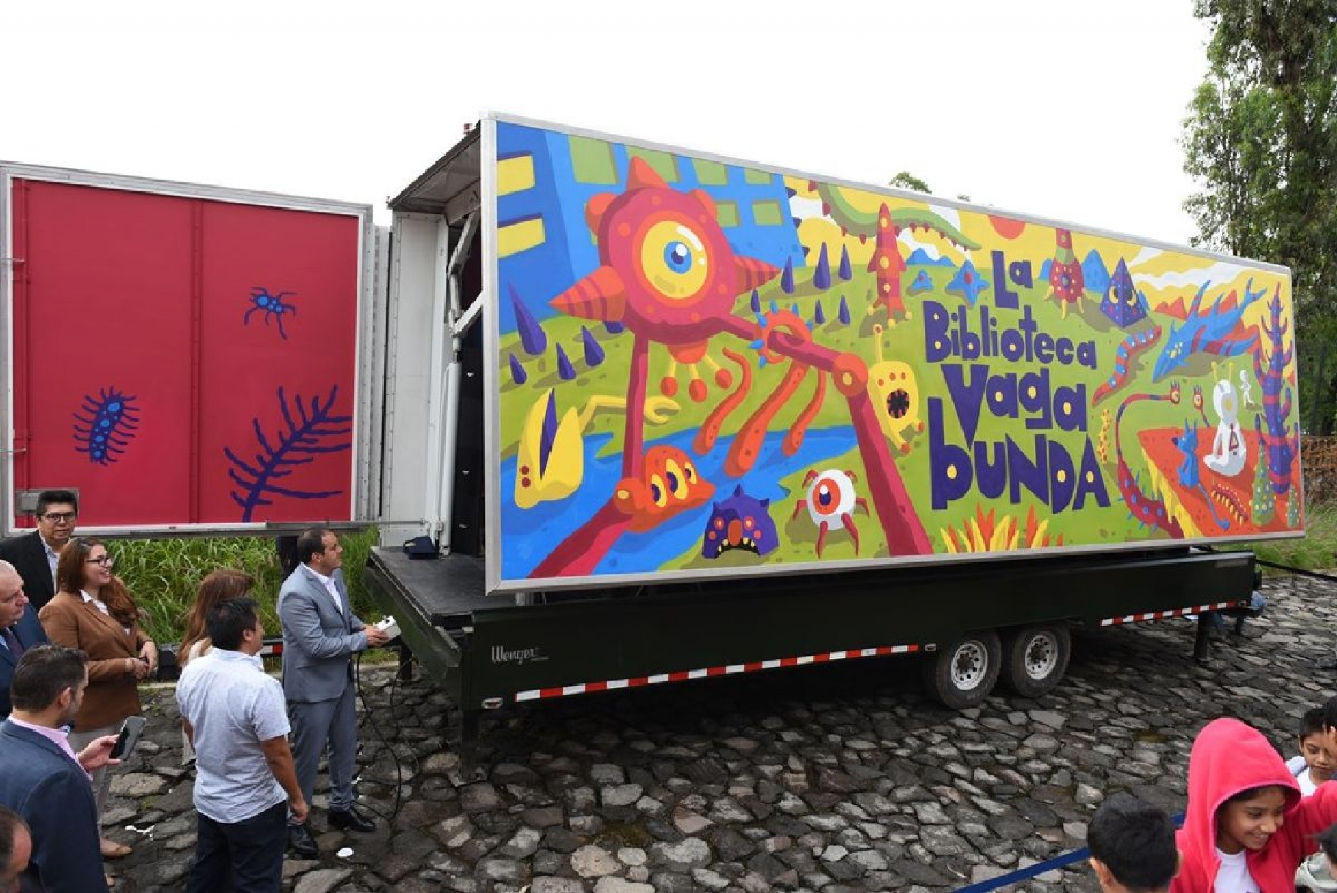 Pone en marcha Cuauhtémoc Blanco nueva imagen de Biblioteca Vagabunda