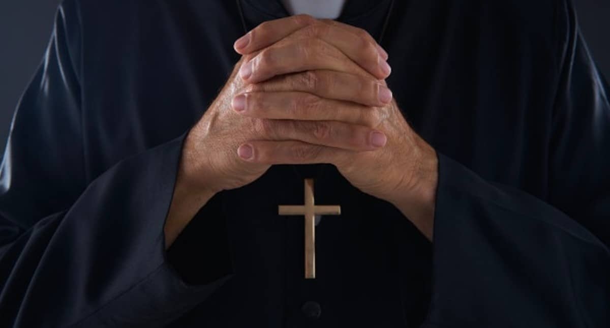 Obispos franceses venderán "bienes" de Iglesia para indemnizar a víctimas de abusos sexuales