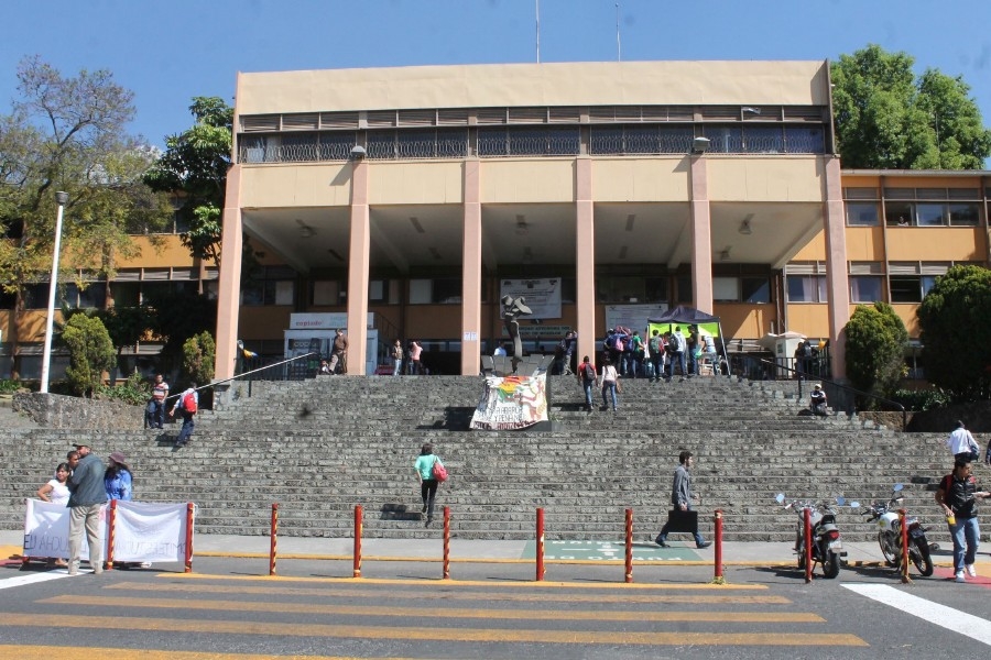 Inicia Remate Especial del Libro Universitario 2015