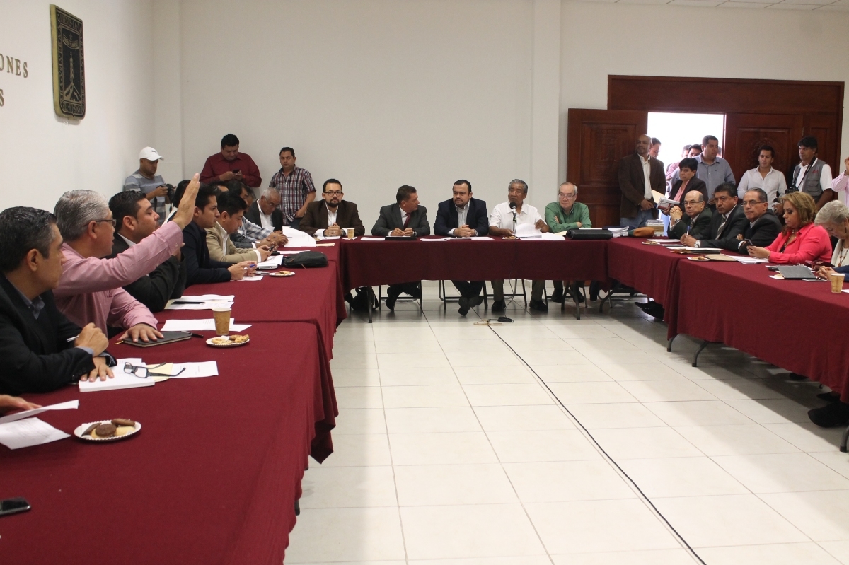 Piden dar valor jurídico a resoluciones de la Mesa para la Reforma del Estado