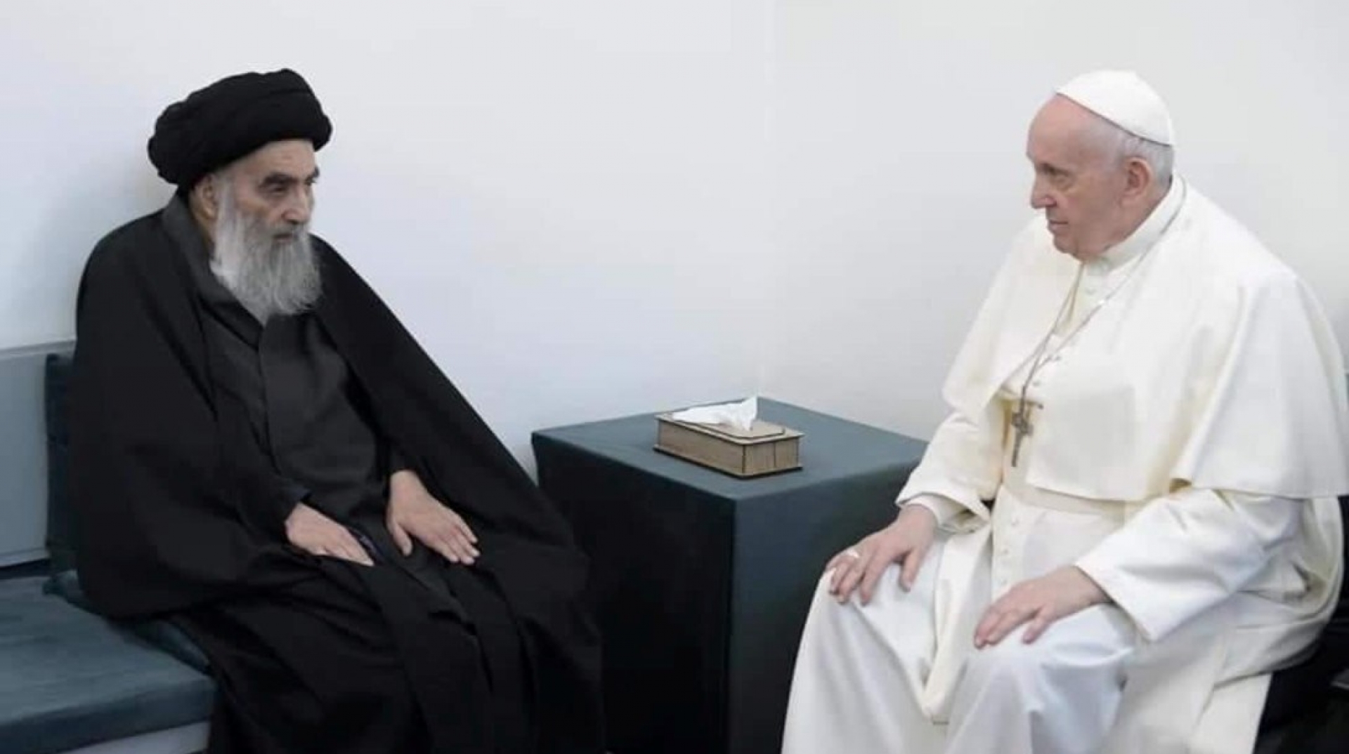 ¡Histórico! Papa Francisco y el ayatolá Sistani se encuentran; abogan por la paz