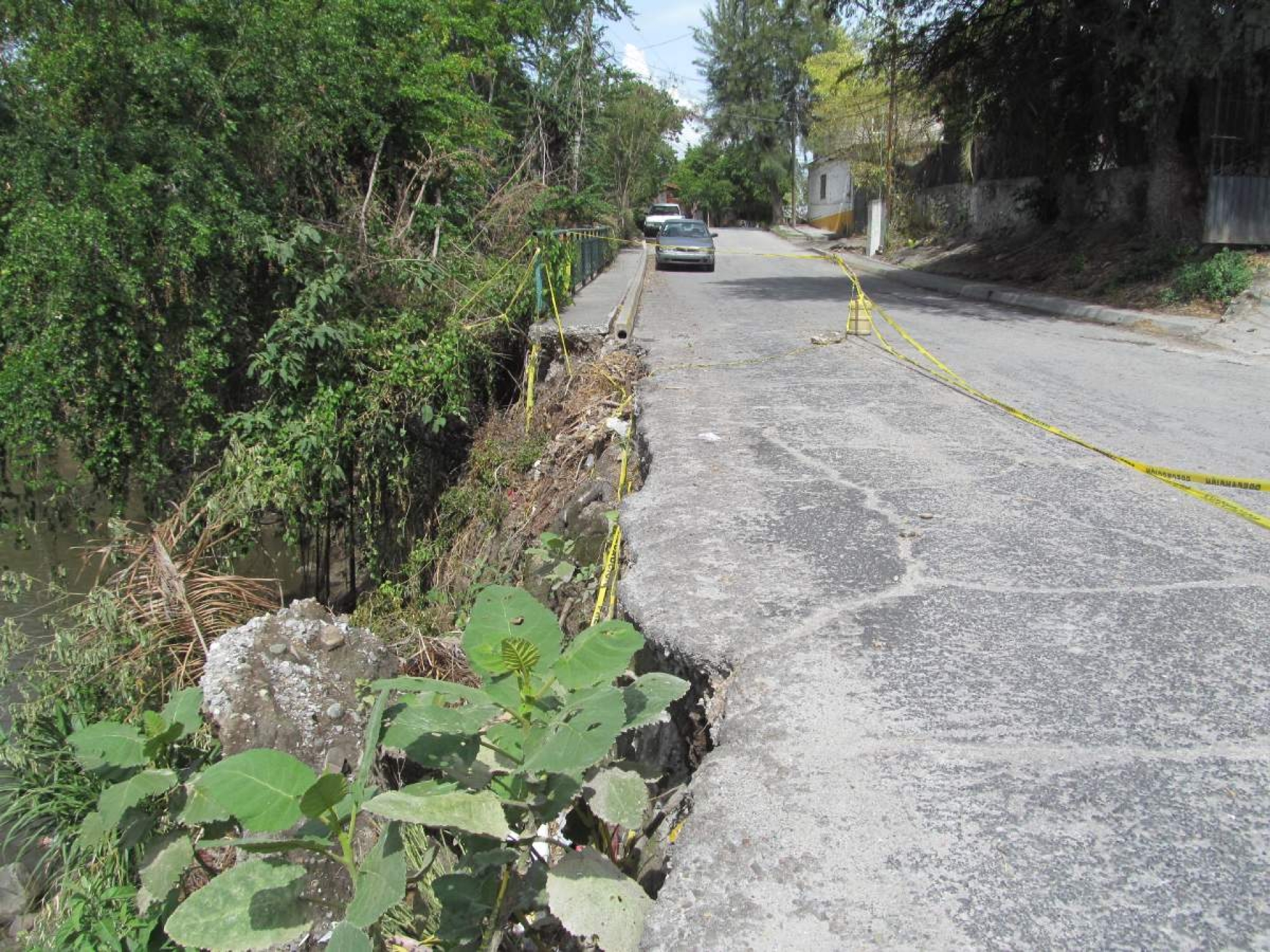 Construirán muro para contener erosión en Zacatepec