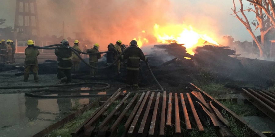 Evacuan a 200 personas en Yecapixtla, ante riegos por incendio en estación de ferrocarril
