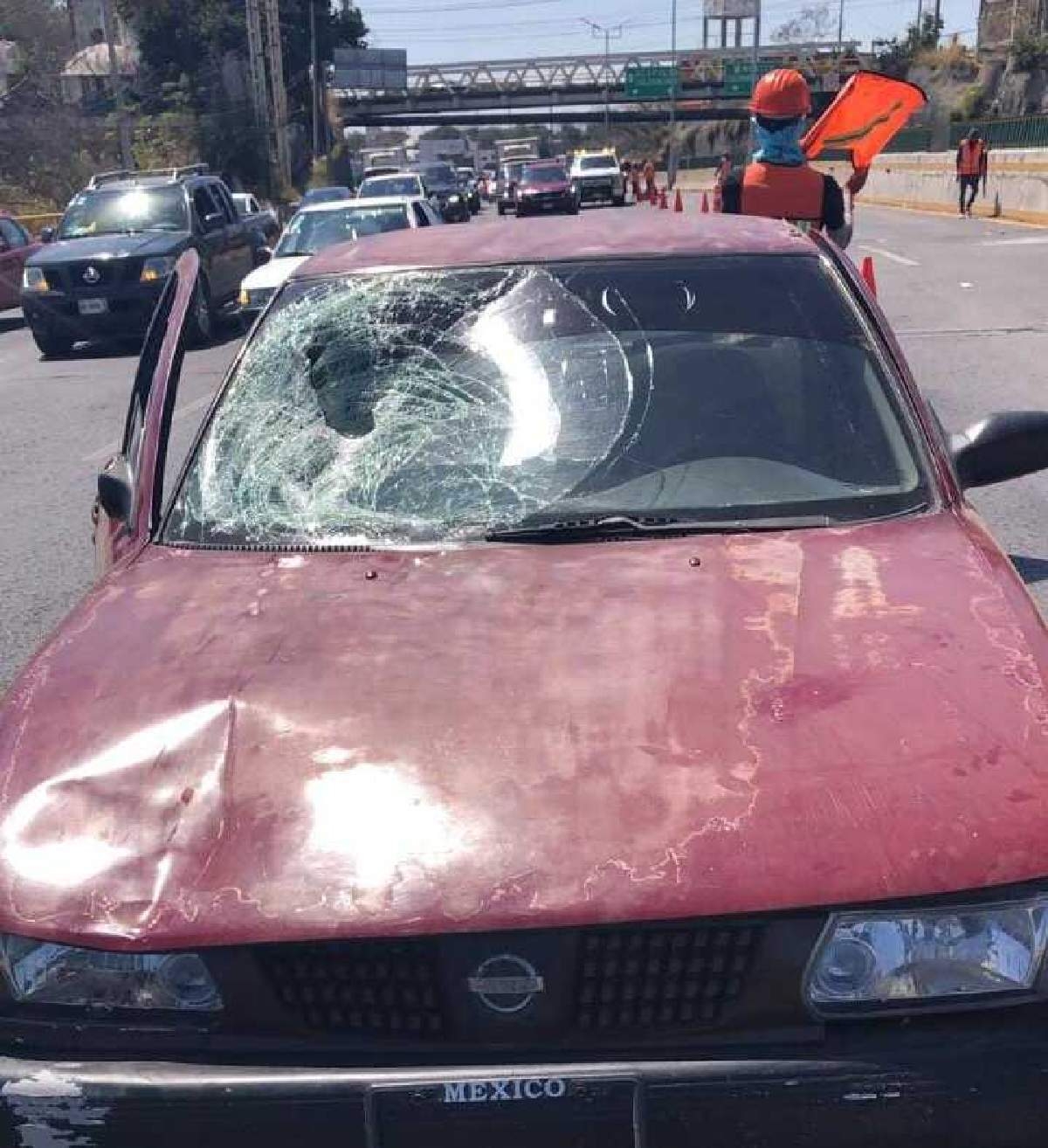 Lo arrolló un auto en el Paso Exprés