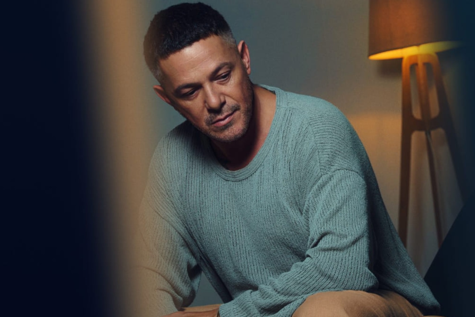 Alejandro Sanz estrena la docuserie 'Cuando nadie me ve', un retrato íntimo de su vida y carrera