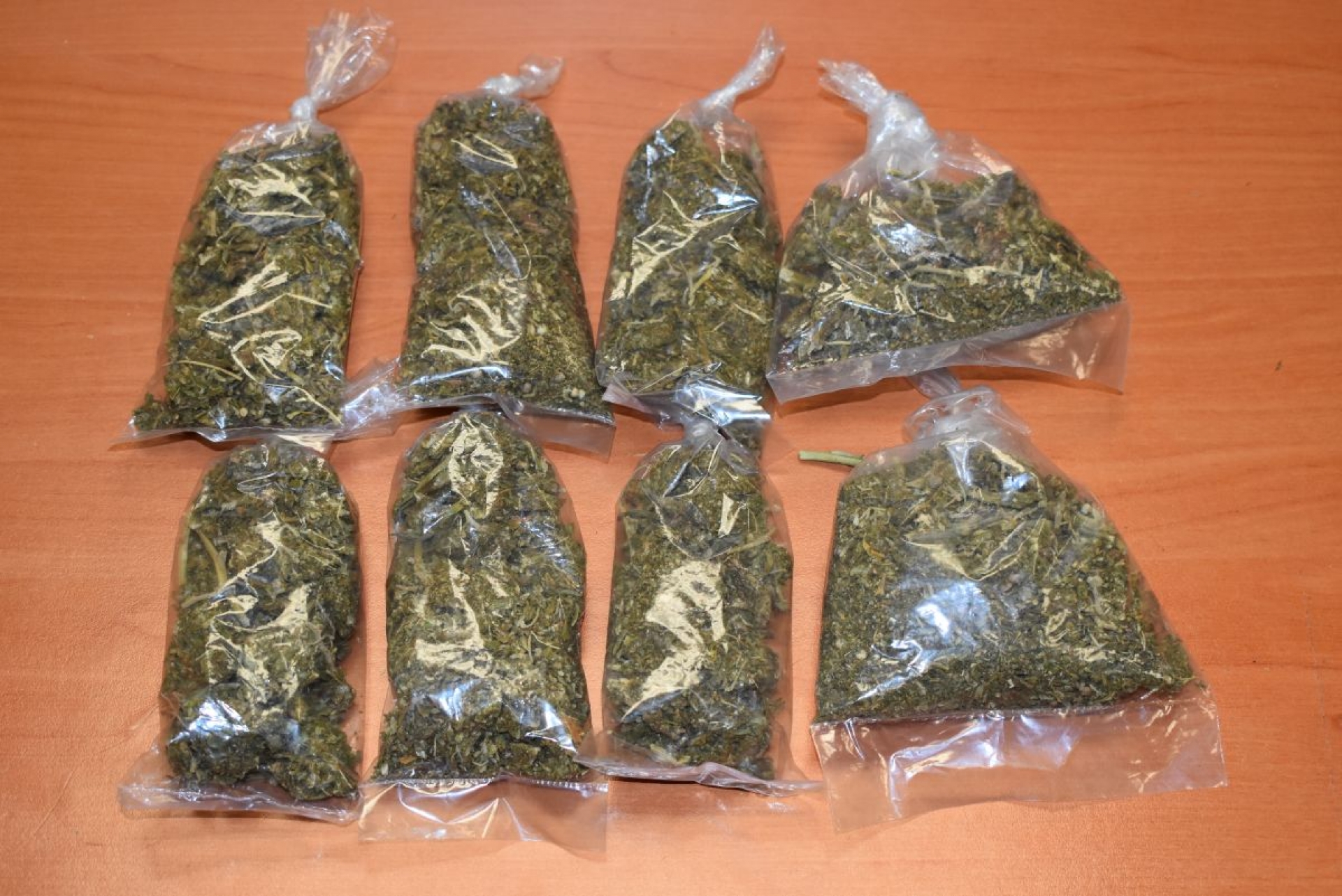 Atrapan a un hombre en posesión de marihuana