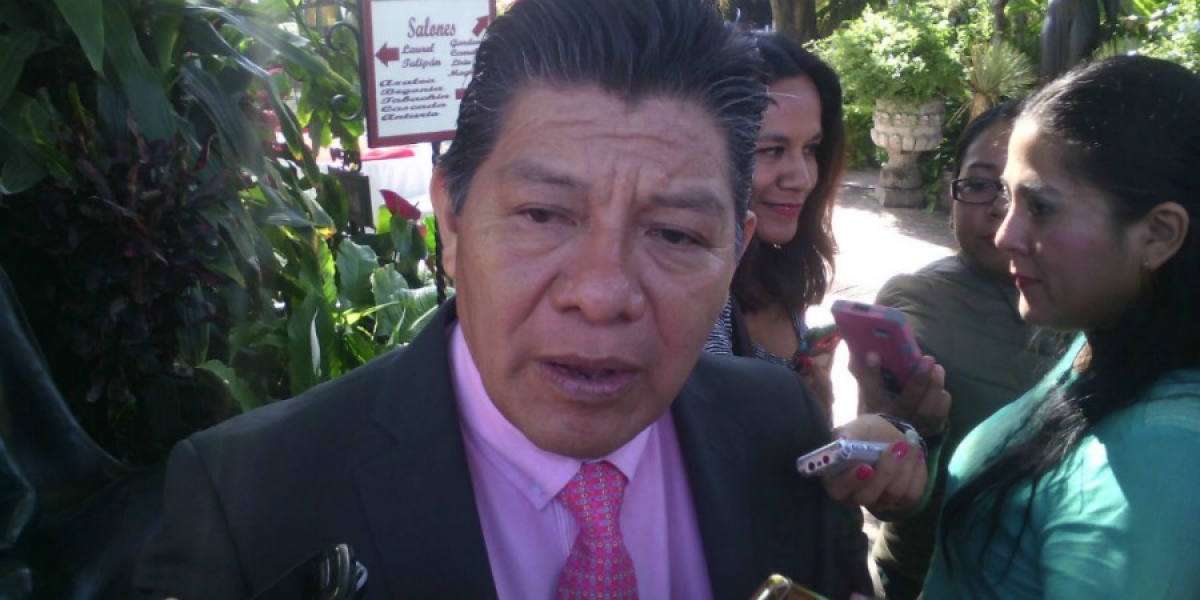 Asunto sobre firma de Blanco Bravo debe circunscribirse al ámbito legal: Quiroz Medina