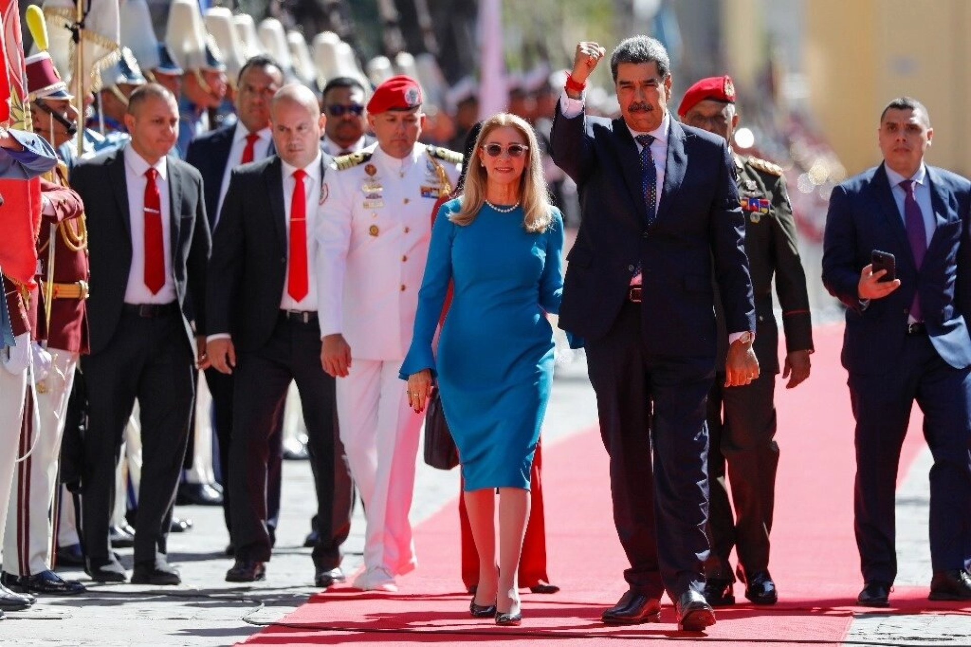 Maduro asume la presidencia de Venezuela para el periodo 2025-2031