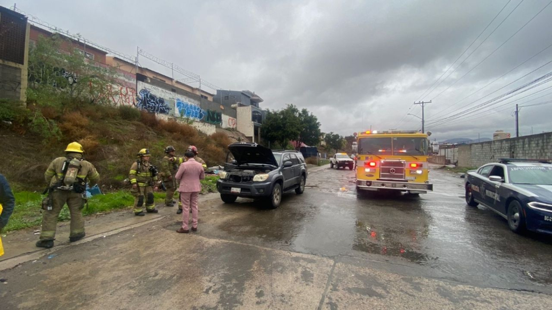 Incendian camioneta de periodista tras denuncia contra alcaldesa de Tijuana