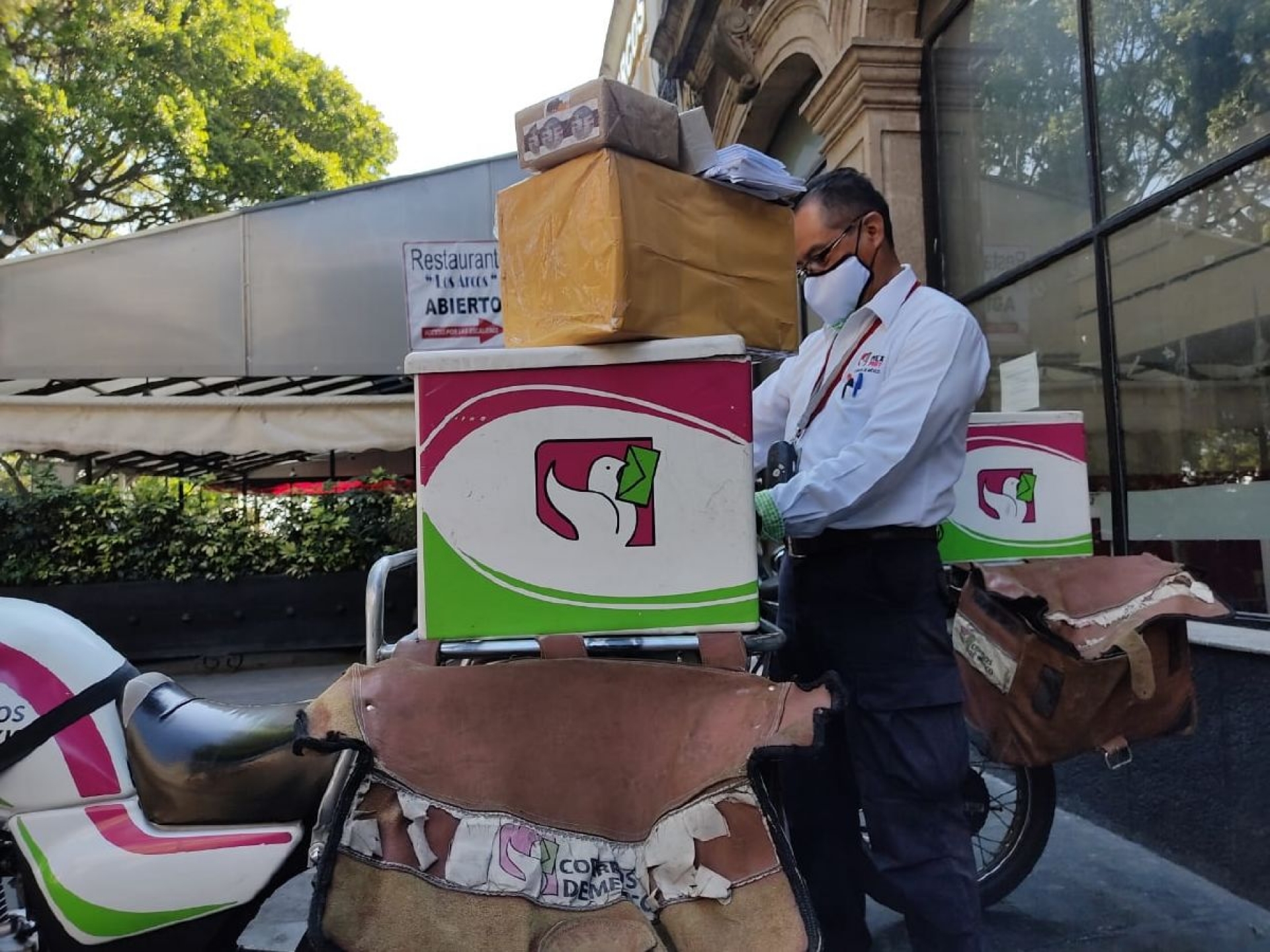 Si volviera a nacer, otra vez sería cartero