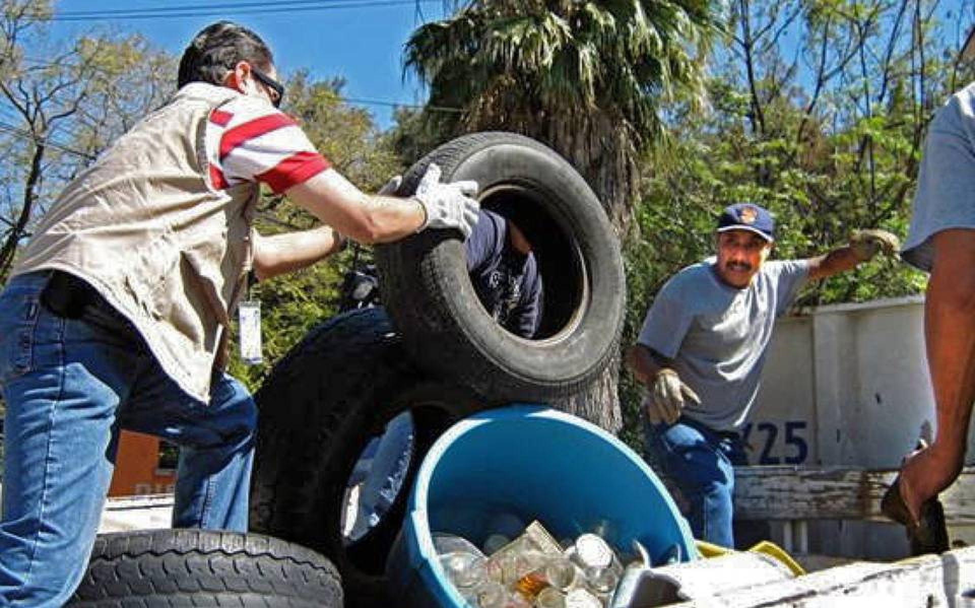 Intensifican acciones de descacharrización en Puente de Ixtla