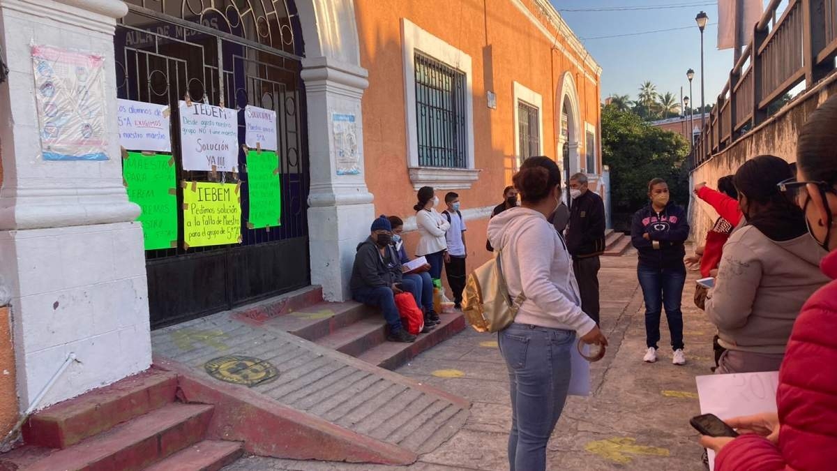 Pide MMB seguridad para todos los planteles del estado
