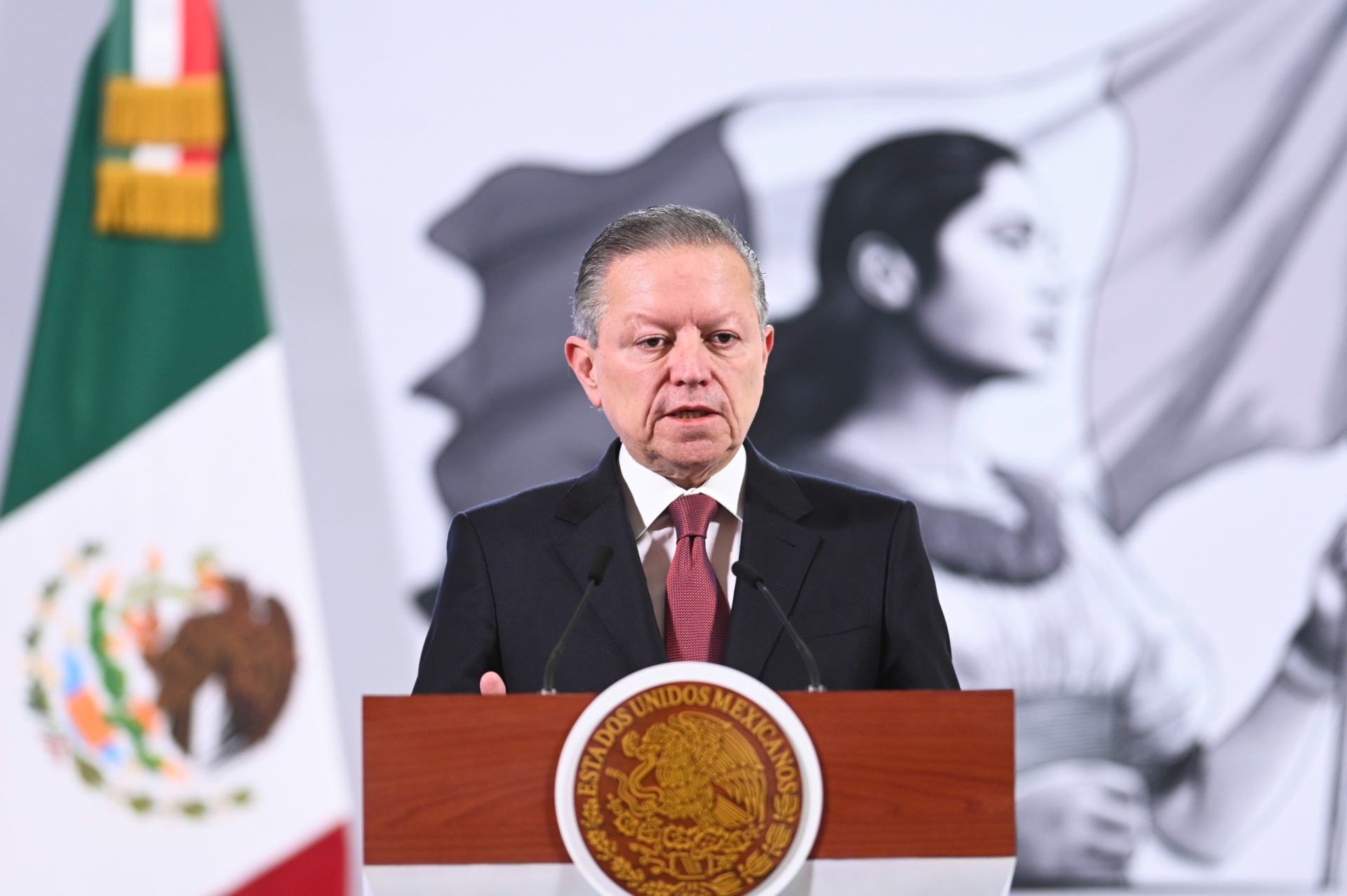 11 mil 15 aspirantes a la elección judicial cumplen requisitos, afirma Zaldívar