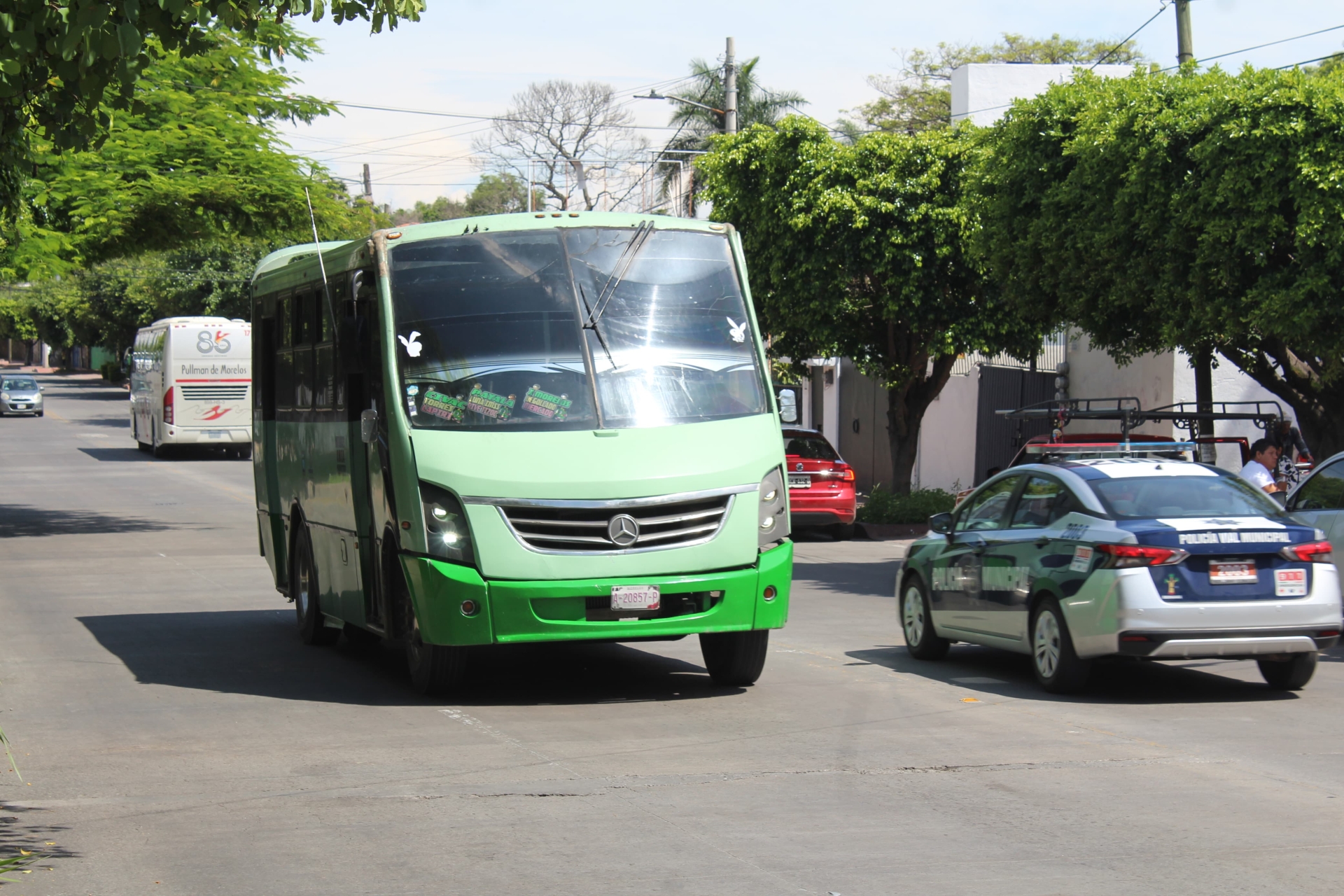 Registrarán unidades del transporte público tiempos de espera de hasta una hora, por día festivo