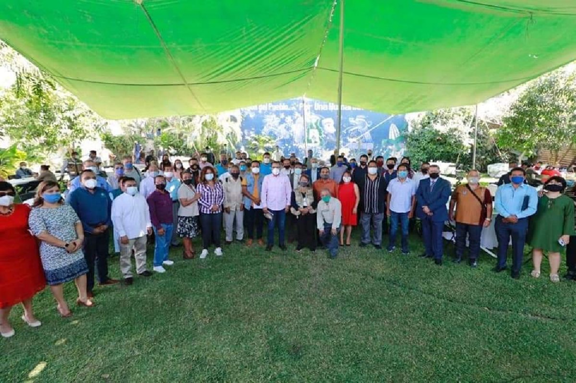 Se reúne alcalde de Yautepec con líderes religiosos