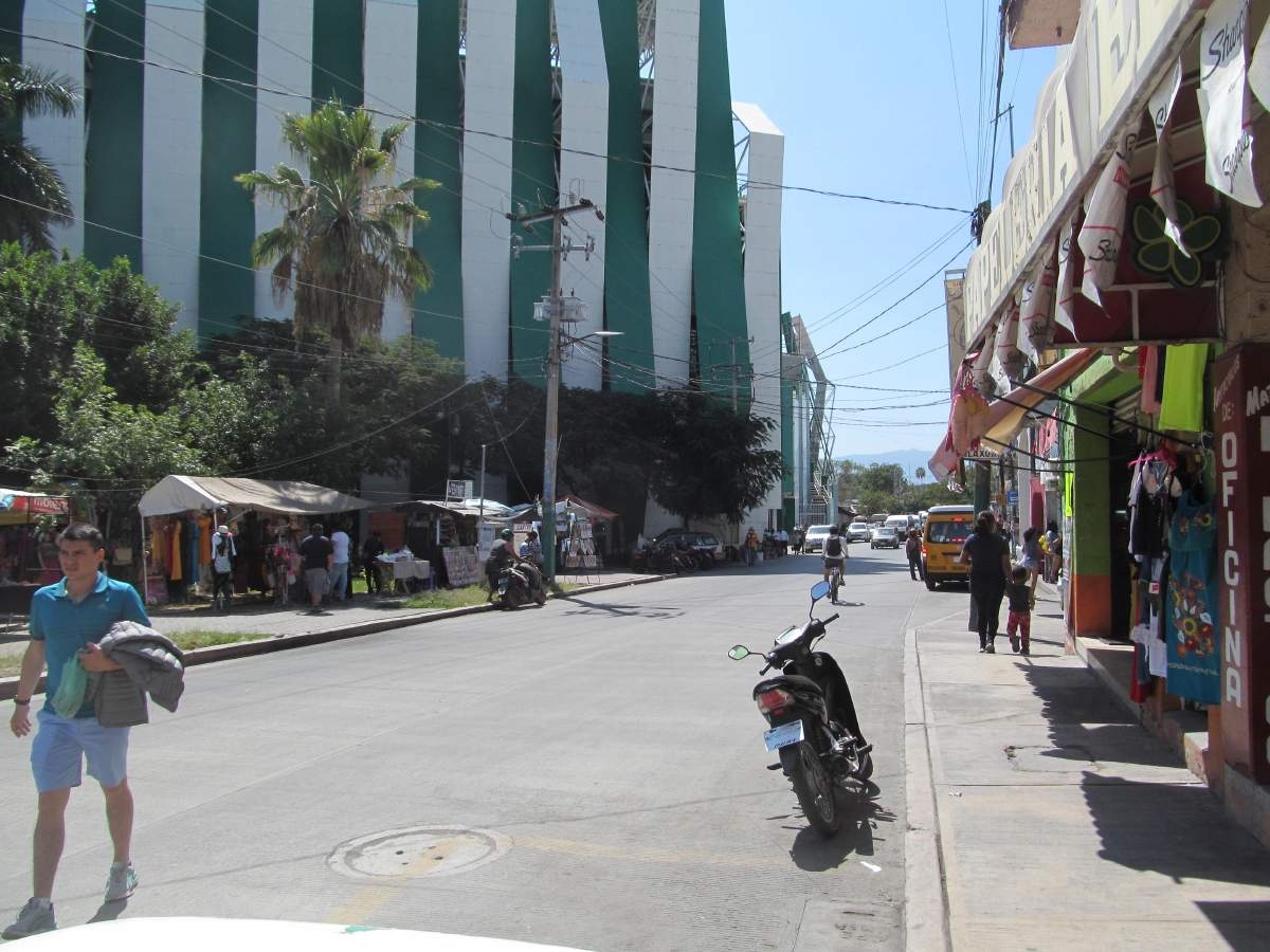 Transportistas no respetan descuentos en Zacatepec