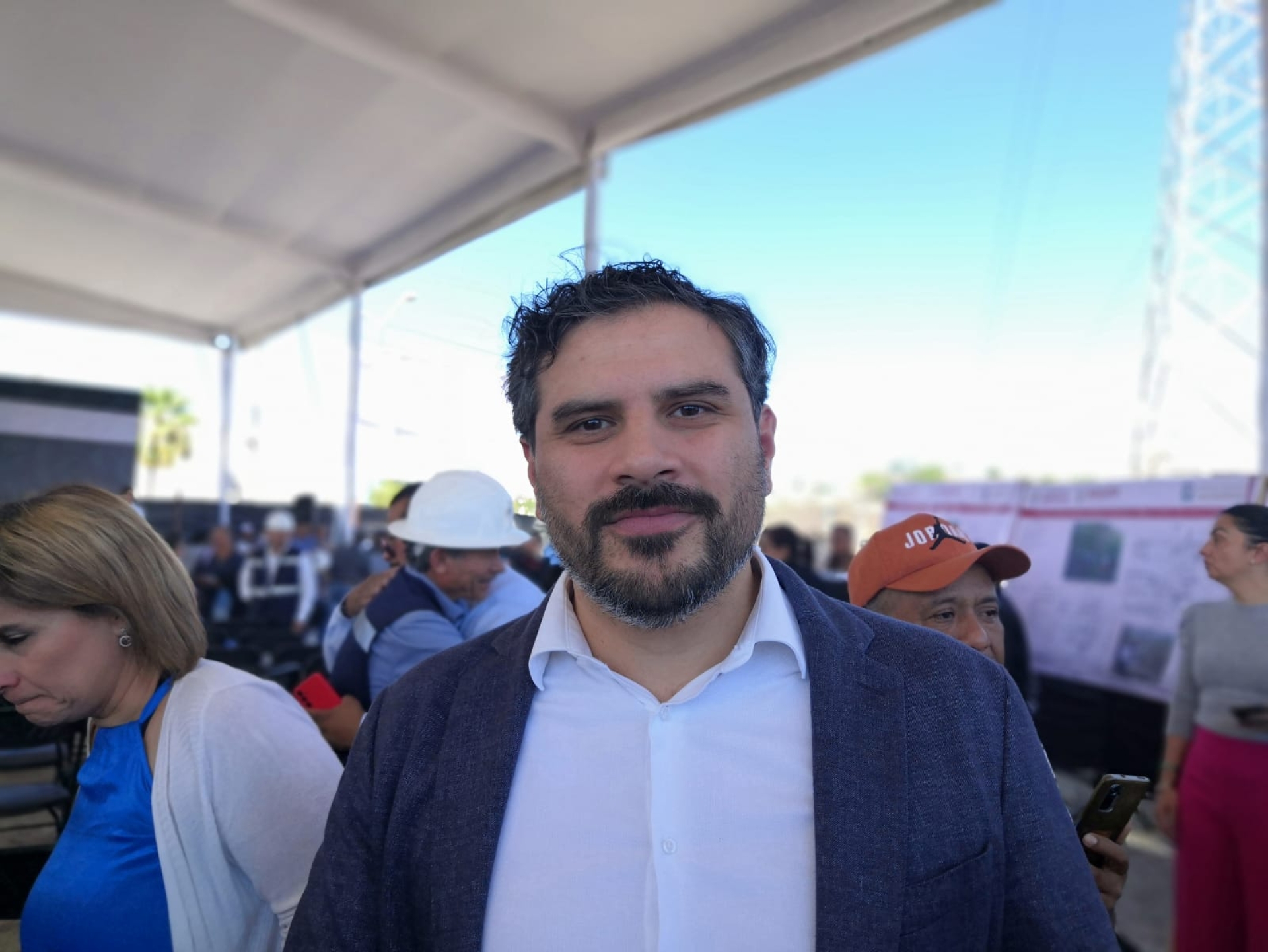 Descartan desabasto de medicamentos para VIH