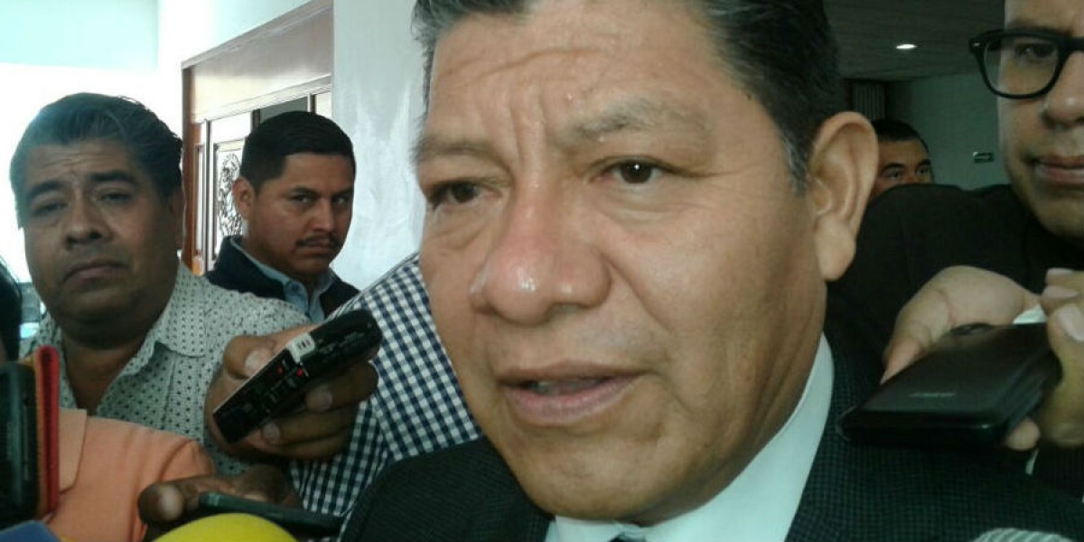 Al momento: Sostiene secretario de Gobierno que no se analiza remoción del titular de la CES