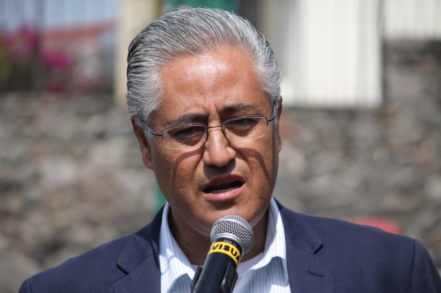 El rector de la UAEM anuncia que hará pública su declaración patrimonial