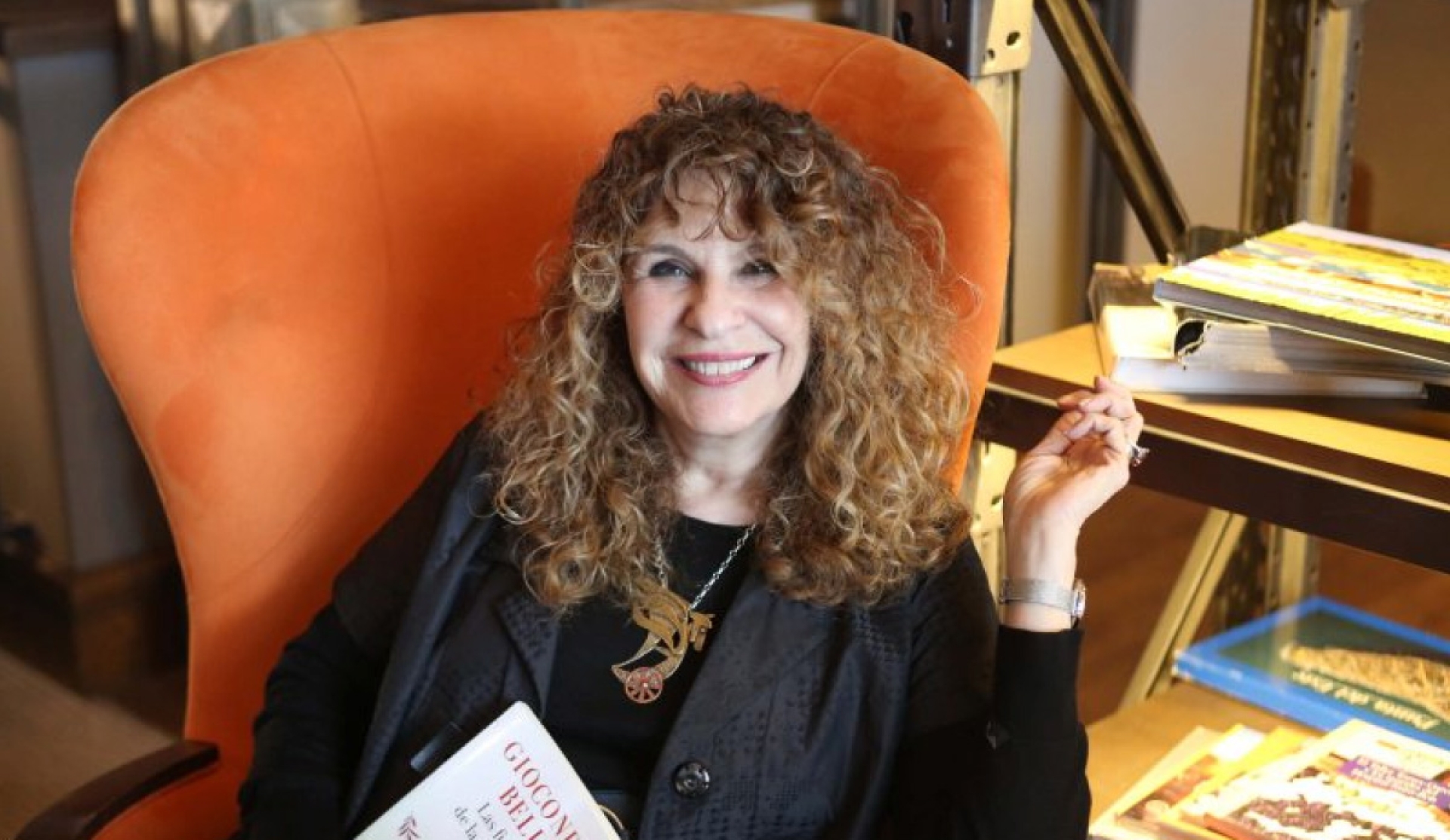 Gioconda Belli nos invita a descubrir 'Un silencio lleno de murmullos'
