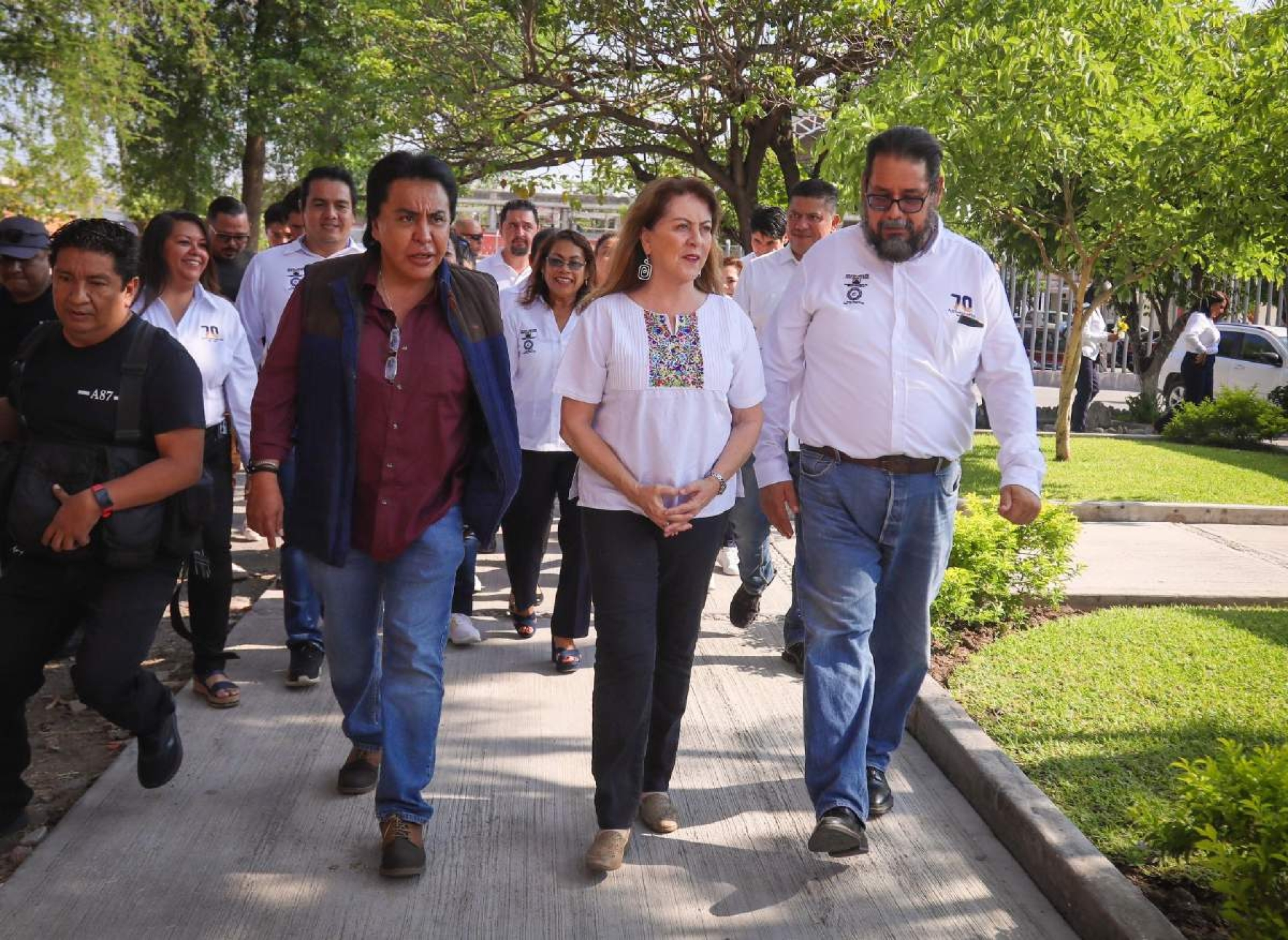 Los dos gobiernos