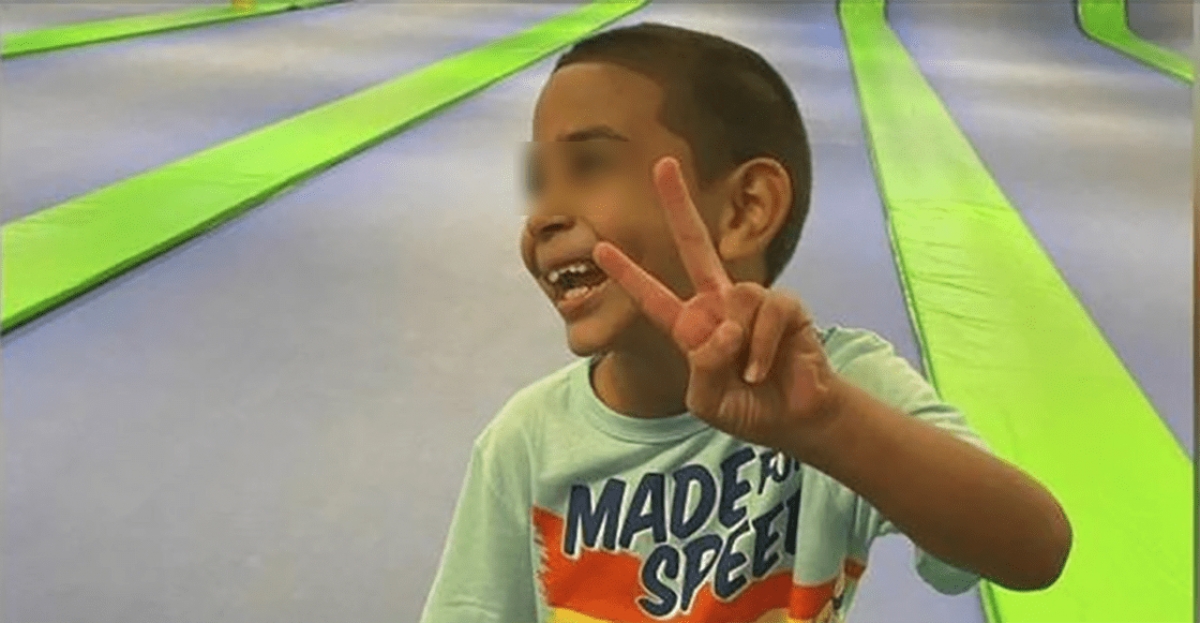 Aidan de 6 años pide ser adoptado: "Limpio mi habitación, lavo los platos"
