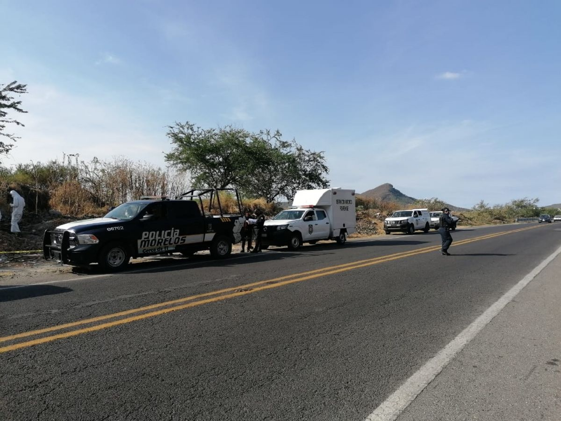 Hallan un cadáver junto al libramiento Aeropuerto-Tepetzingo