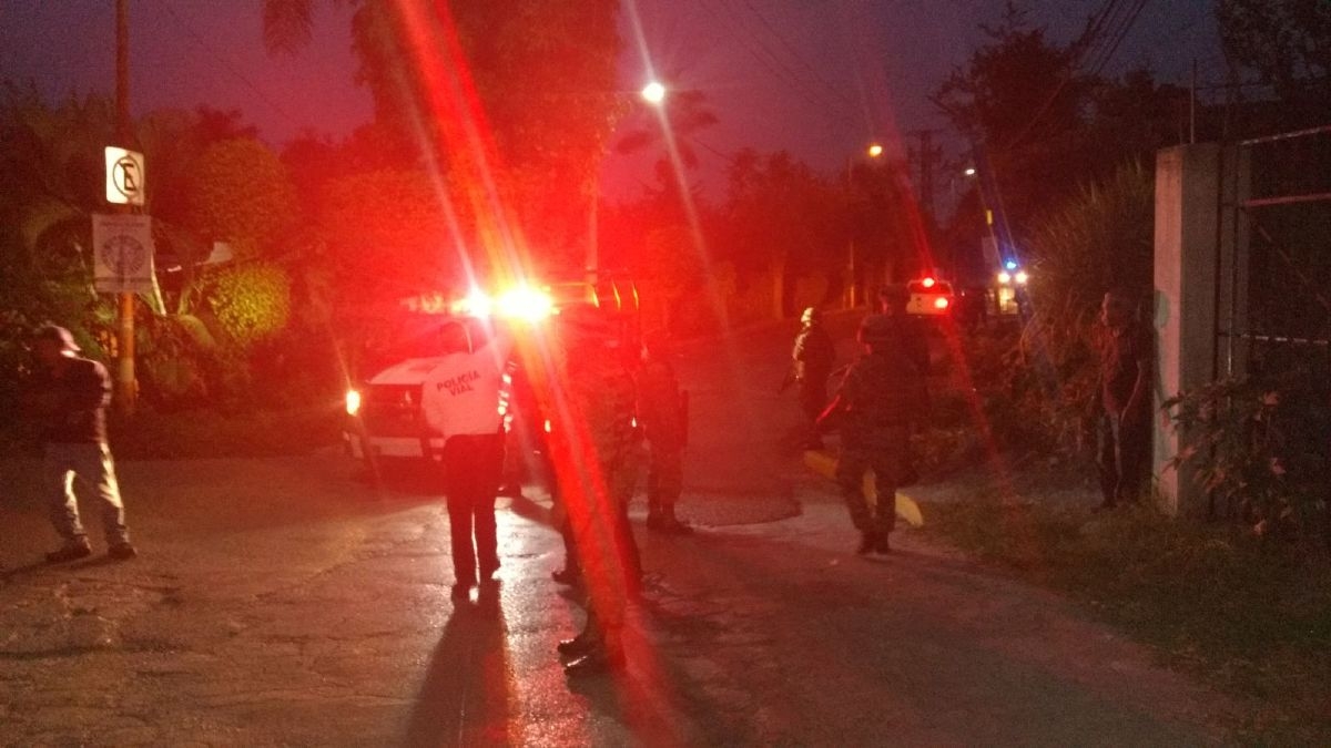 Abandonan los cadáveres de dos hombres en Temixco