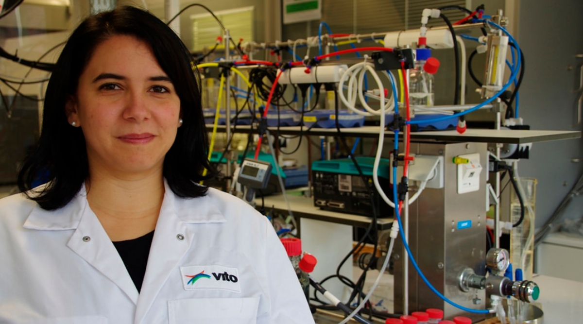 Una mexicana patenta en Europa tecnología que limpia el agua de metales