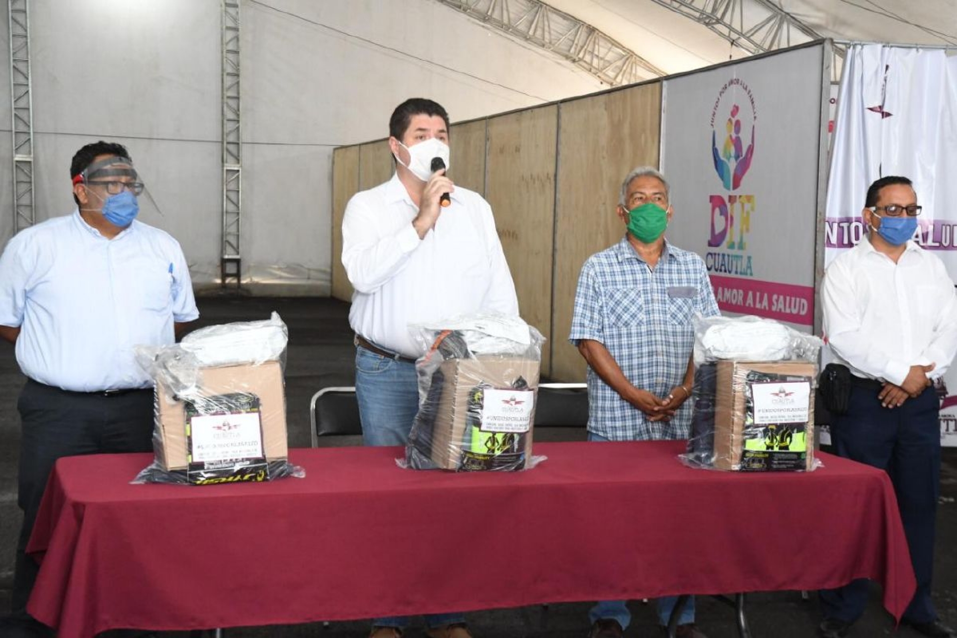 Entregan equipo de protección a personal de Vectores de Cuautla