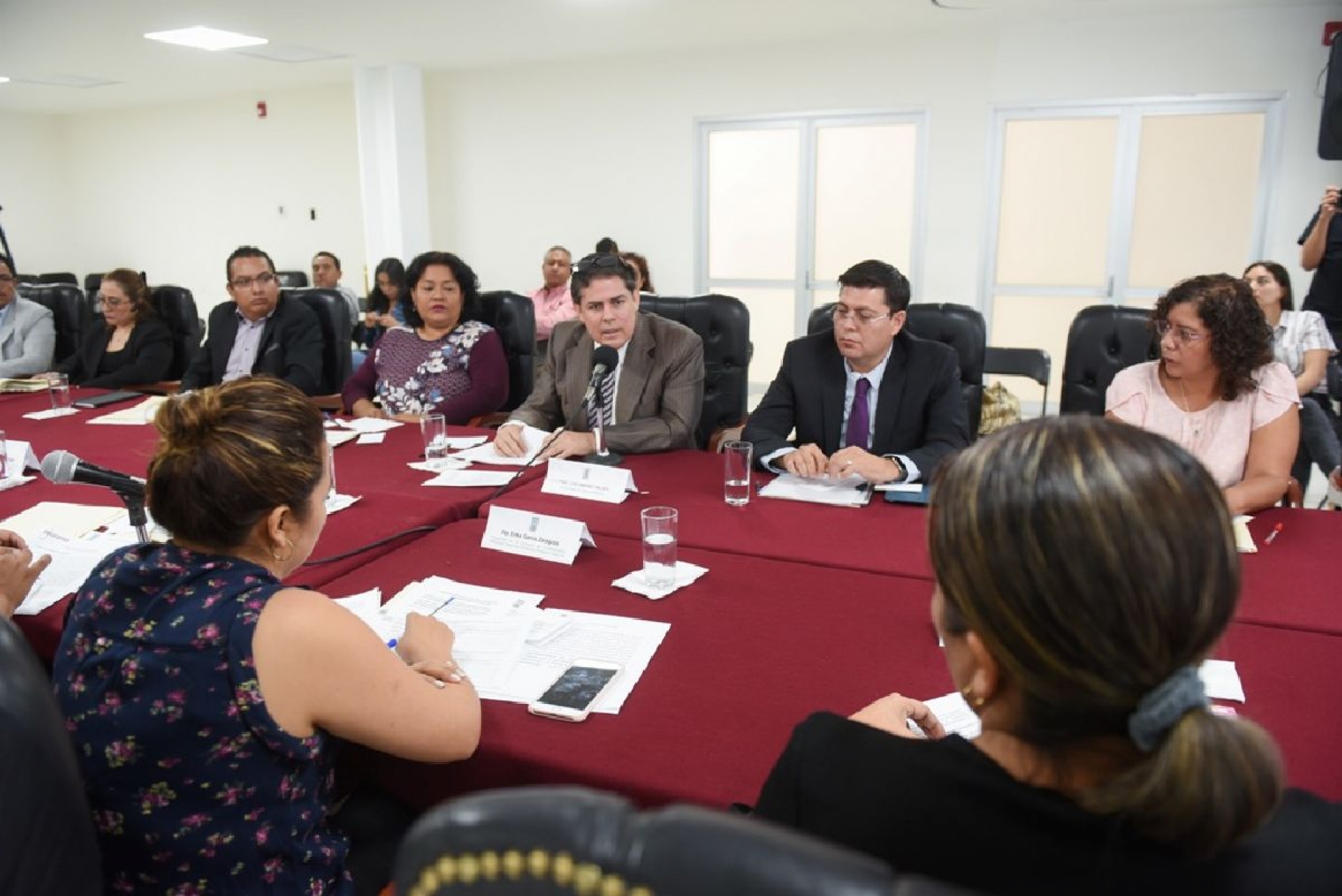 Atiende Obras Públicas del estado pendientes de la pasada administración