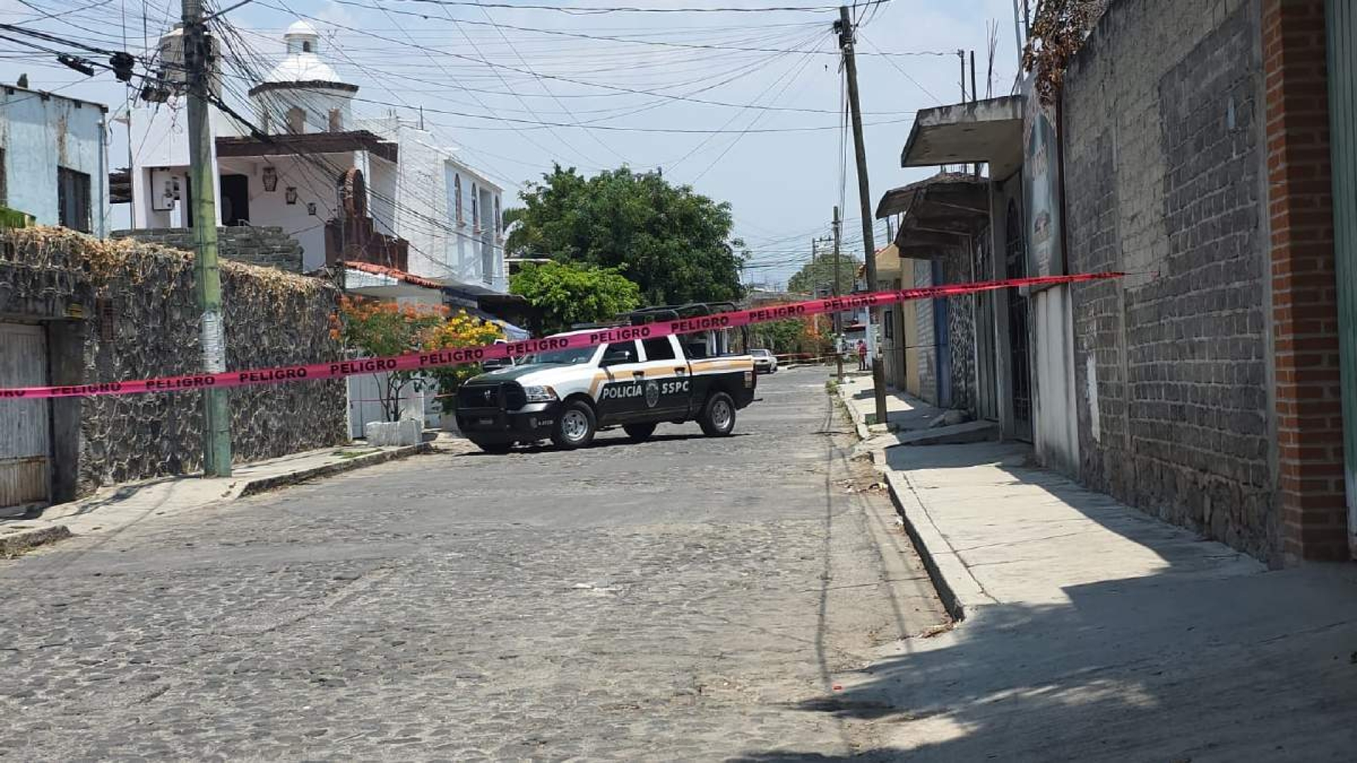 Disparan contra la fachada de una casa