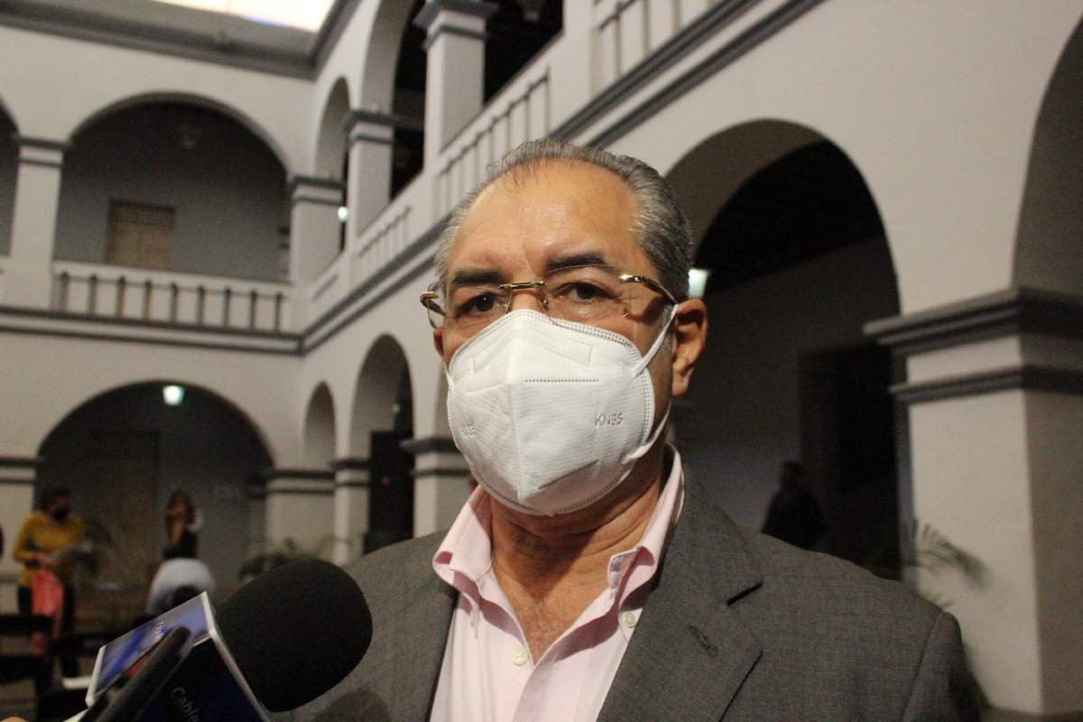Comienza desalojo de ambulantes en primer cuadro