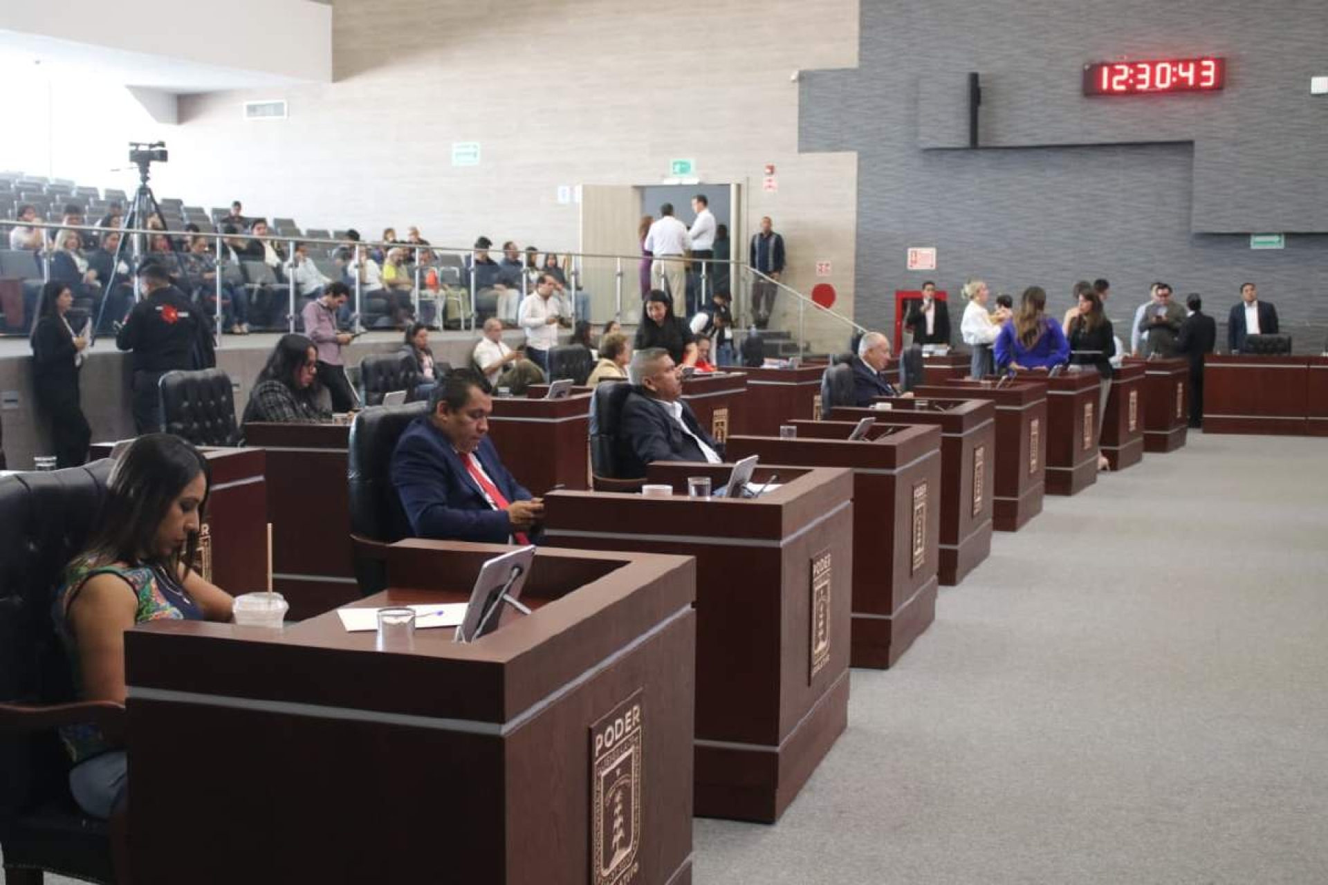 Avala Congreso nueva ley para protección de las mujeres
