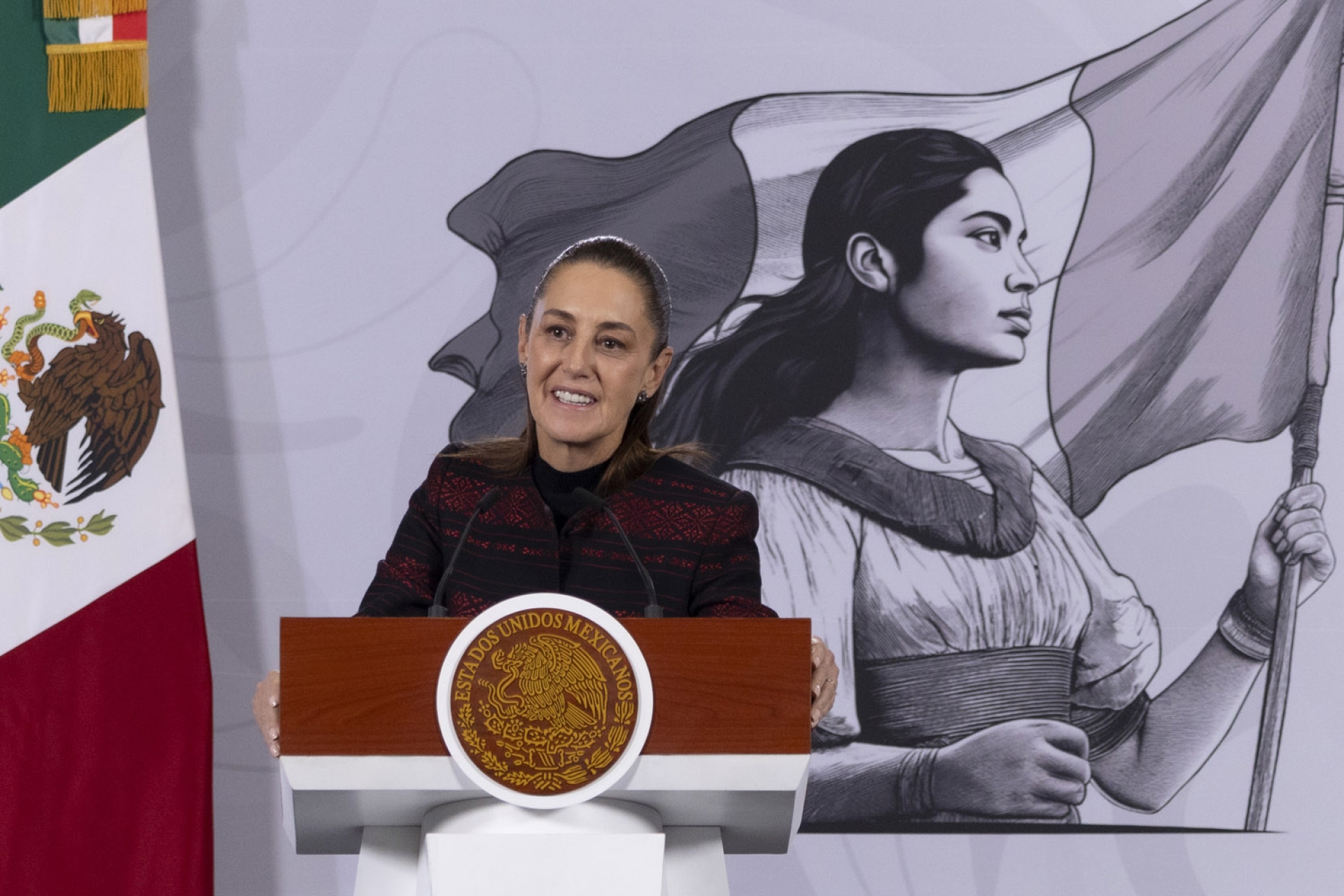 Sheinbaum señala que exdirector de Aduanas no tiene relación con huachicol fiscal