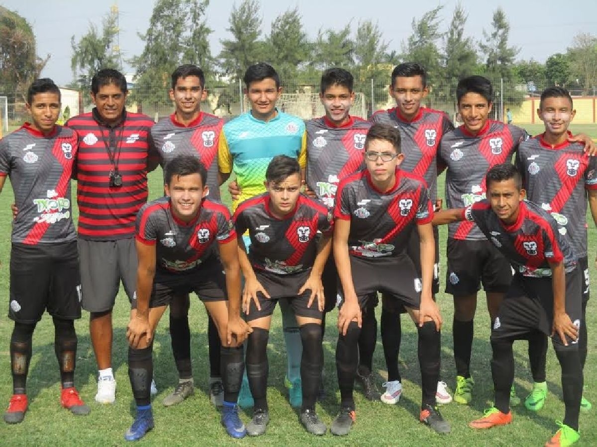 Va Atlético Cuernavaca por su pase a la final en la Tercera División