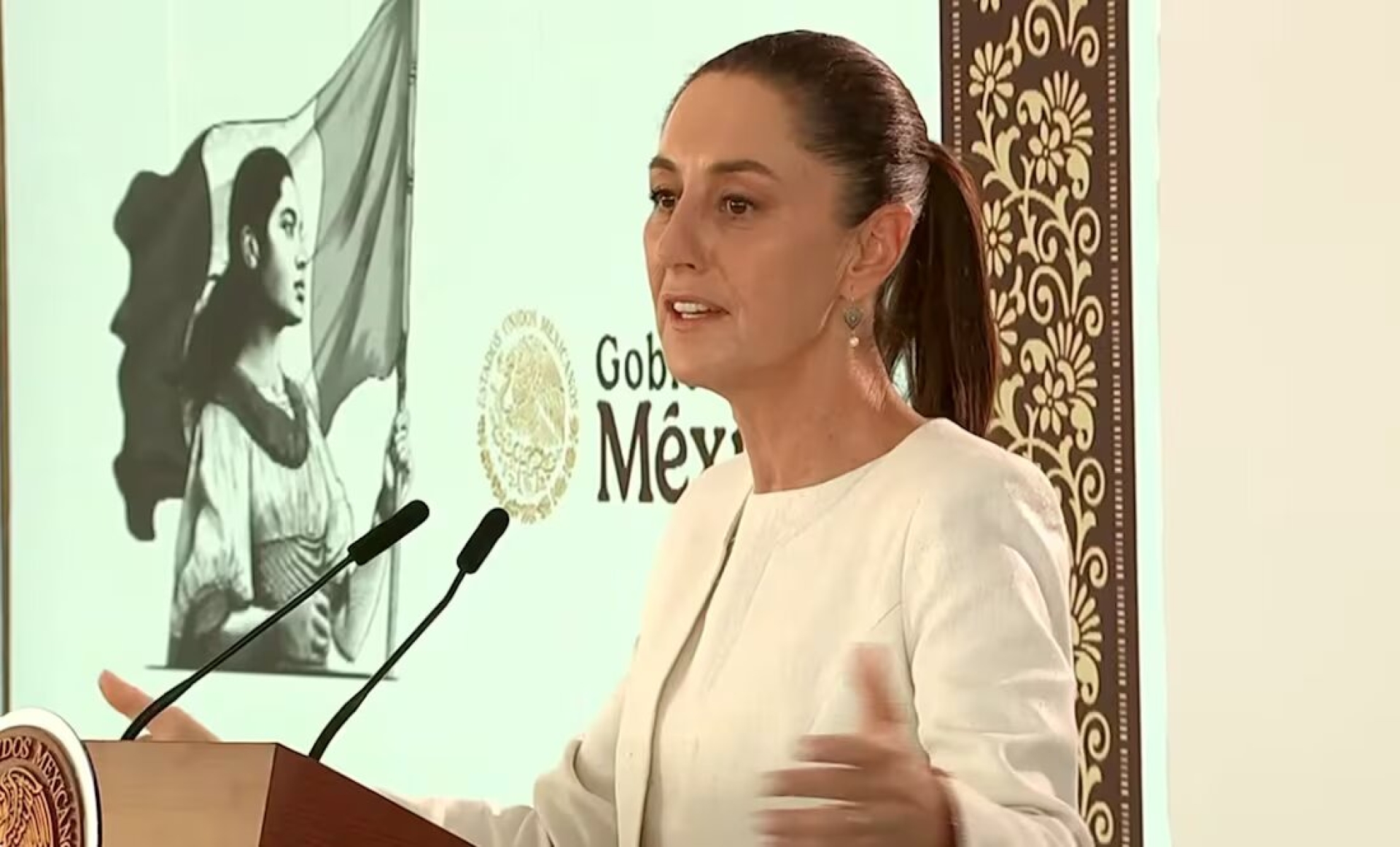 Sheinbaum responde a Claudio X. González tras llamarla 'autoritaria': 'Es un junior tóxico'