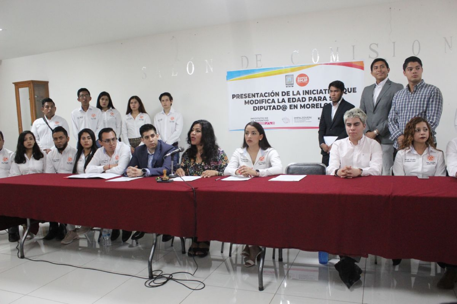 Piden que jóvenes de 18 años puedan ser diputados