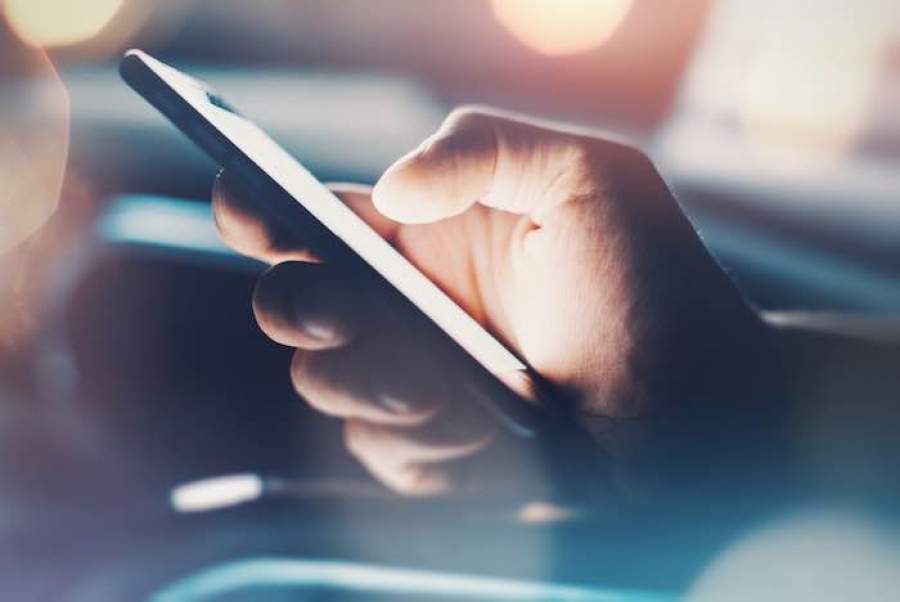 Los 7 malos hábitos con los que destruyes tu smartphone